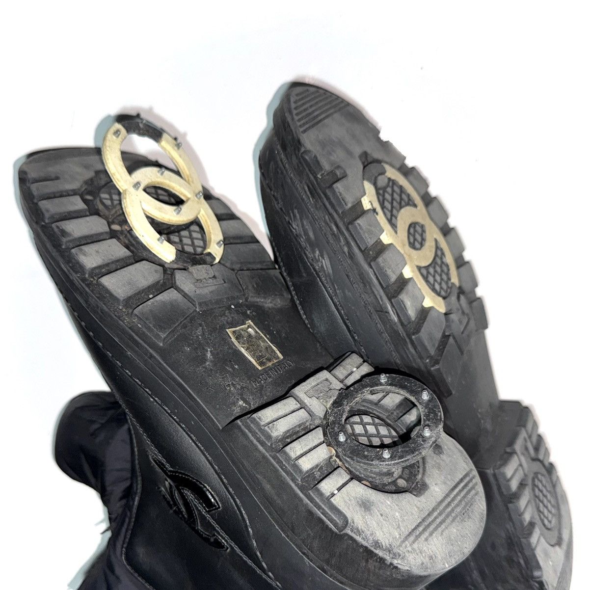 Chanel Chanel "interlocking C" leather snowboots Size US 8 / EU 41 - 4 Thumbnail