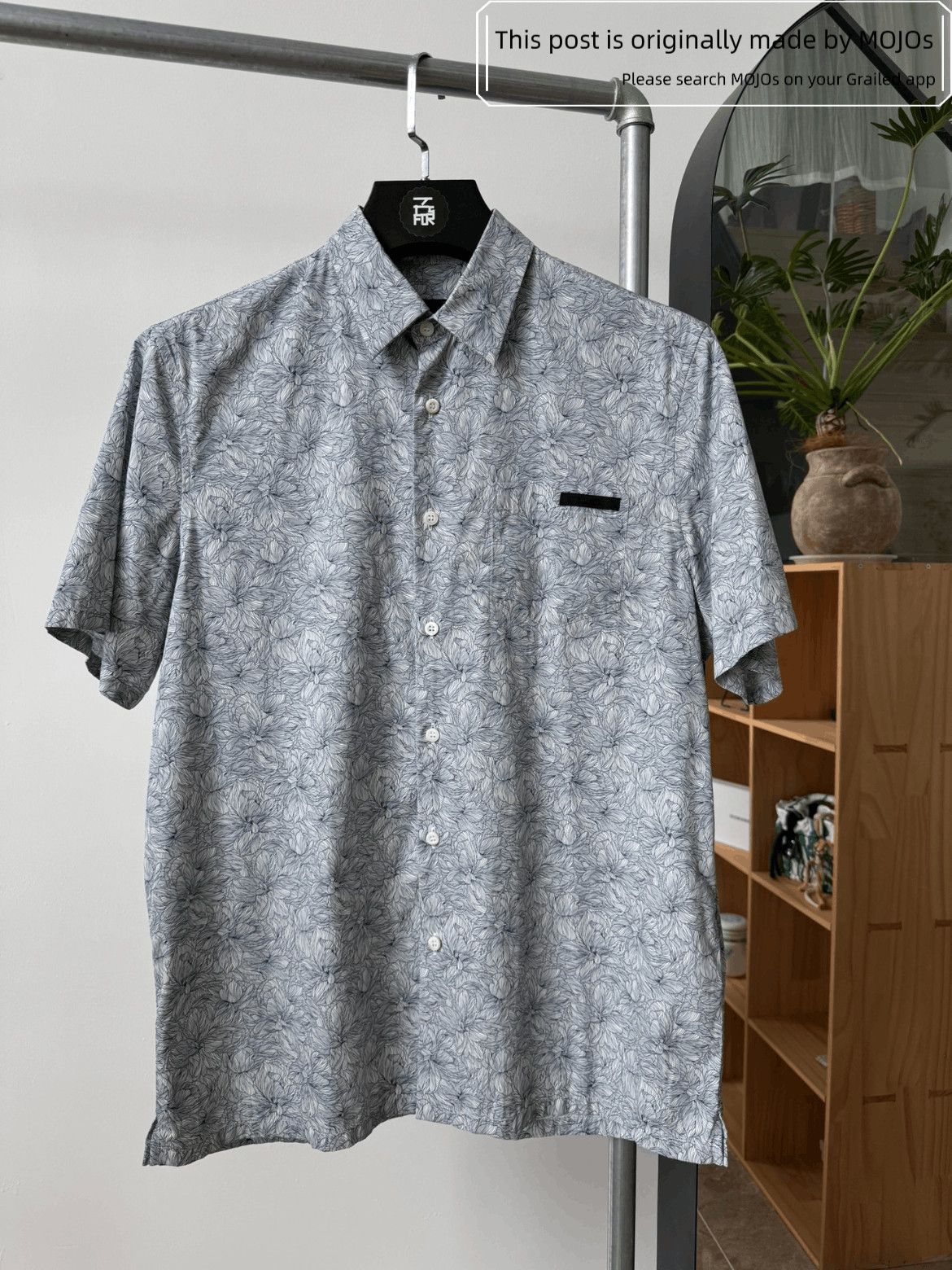 Prada Sz 40 Prada 20SS Flowers Flower Print Shirt Size US L / EU 52-54 / 3 - 1 Thumbnail