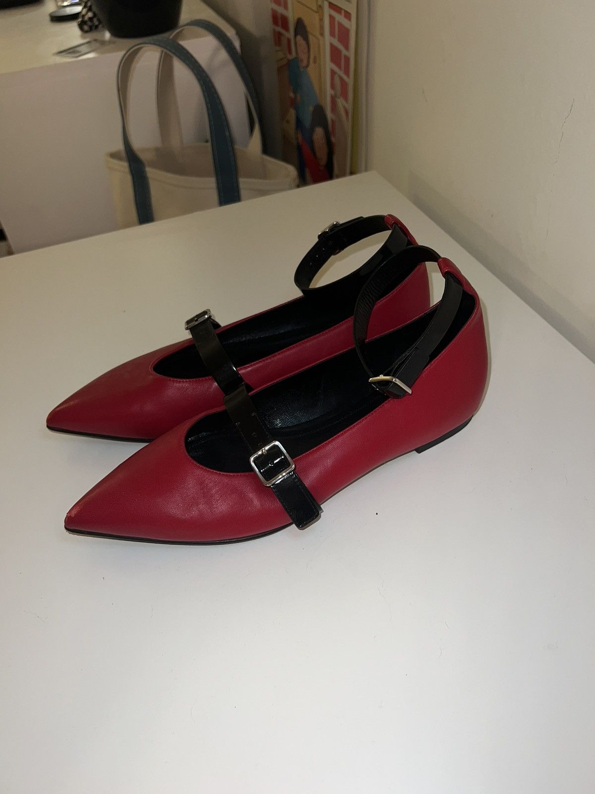 Calvin Klein 205W39NYC CK 205W39NYC Red & Black Ballet Flats Size US 7 / IT 37 - 2 Thumbnail