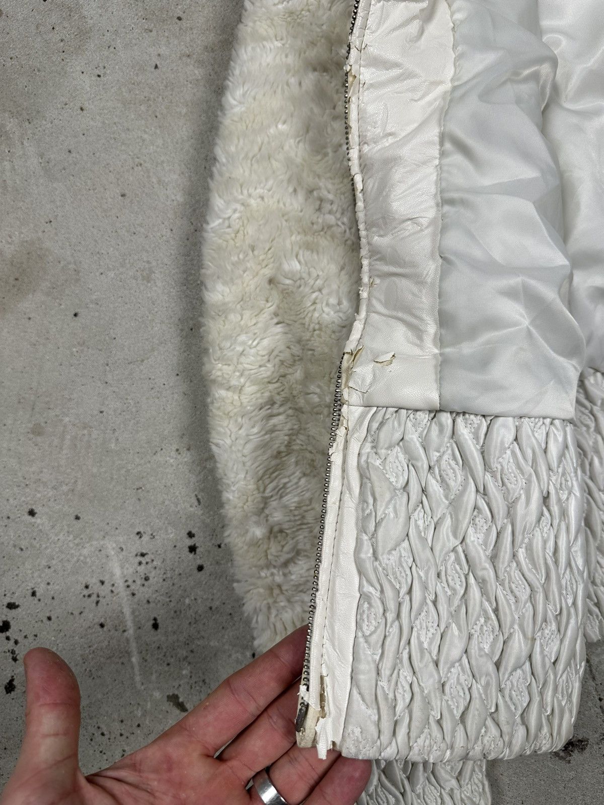 If Six Was Nine × Japanese Brand × Le Grande Bleu (L.G.B.) Vintage Y2K Faux Fur Beige Bomber Jacket Japanese Style Size US S / EU 44-46 / 1 - 11 Thumbnail