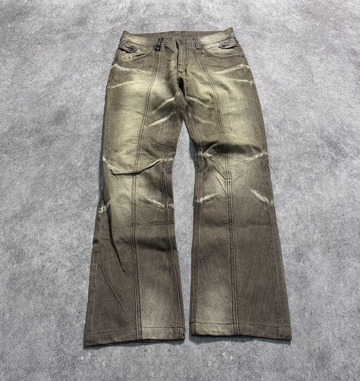 Japanes Hide Away Nicole Flared Jeans