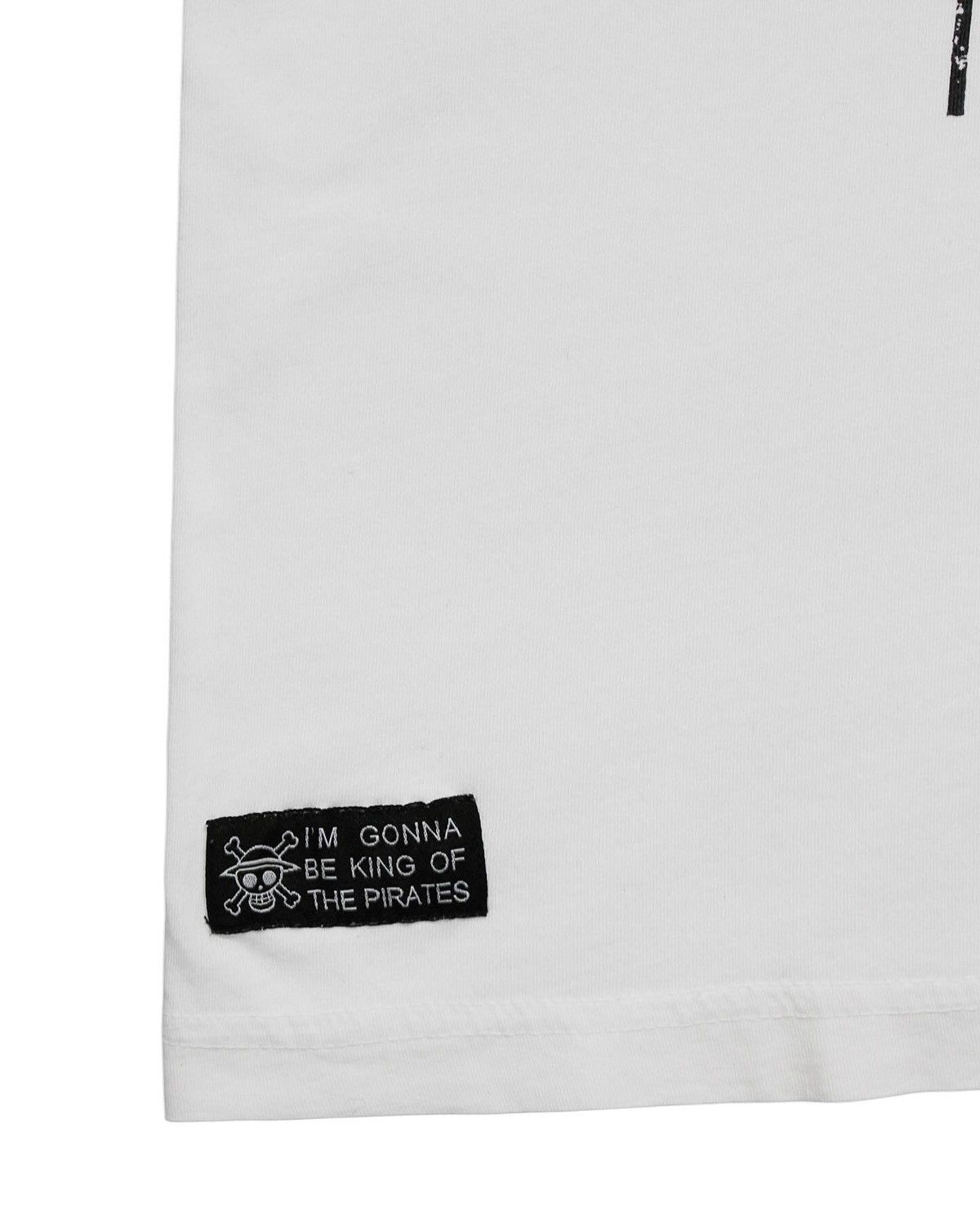 One Piece UNIQLO X ONE PIECE TRAFALGAR THE SURGEON OF DEATH TEE Size US M / EU 48-50 / 2 - 3 Thumbnail