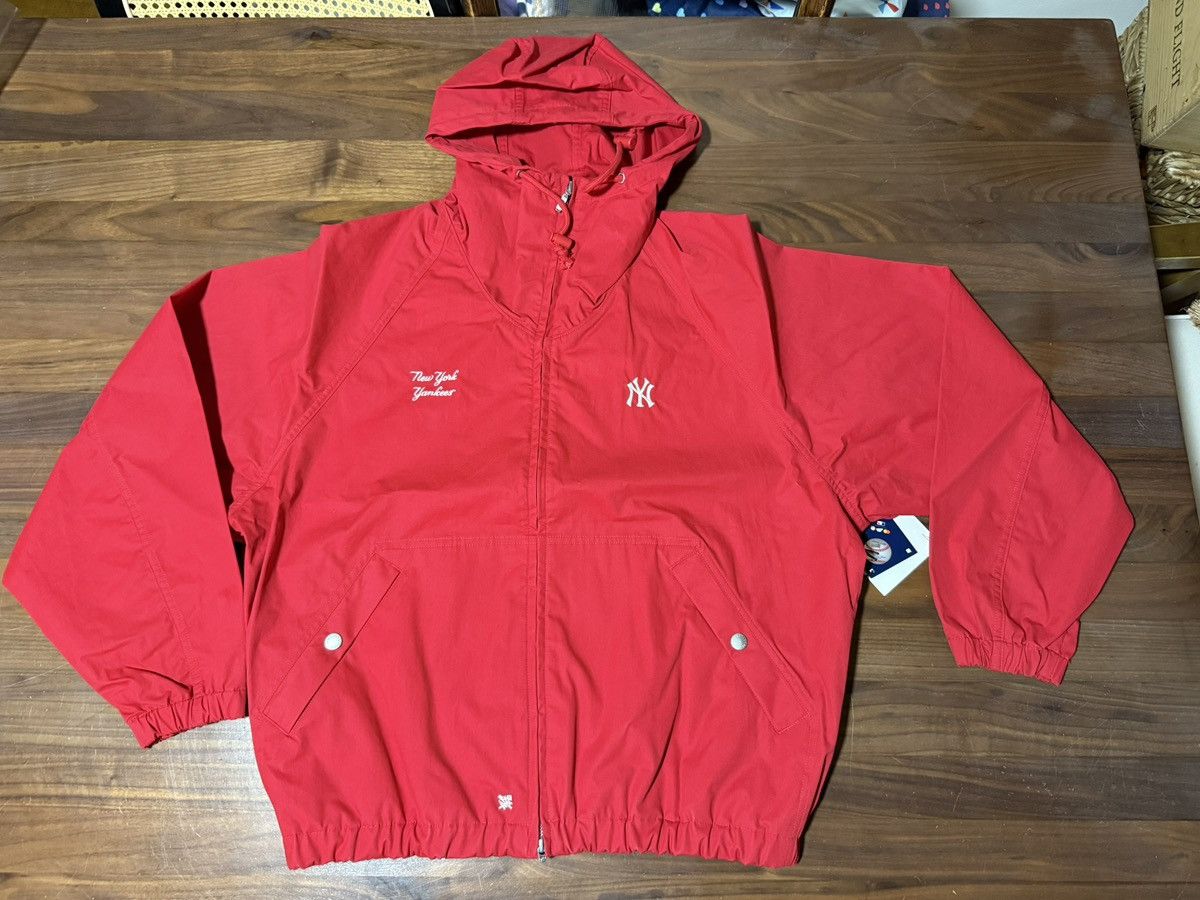Aime Leon Dore New York Yankees Lightweight Hooded Jacket