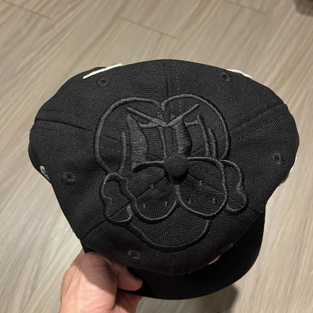 Chito Rare Chito International Pup Embroidered Snapback Size ONE SIZE - 3 Thumbnail