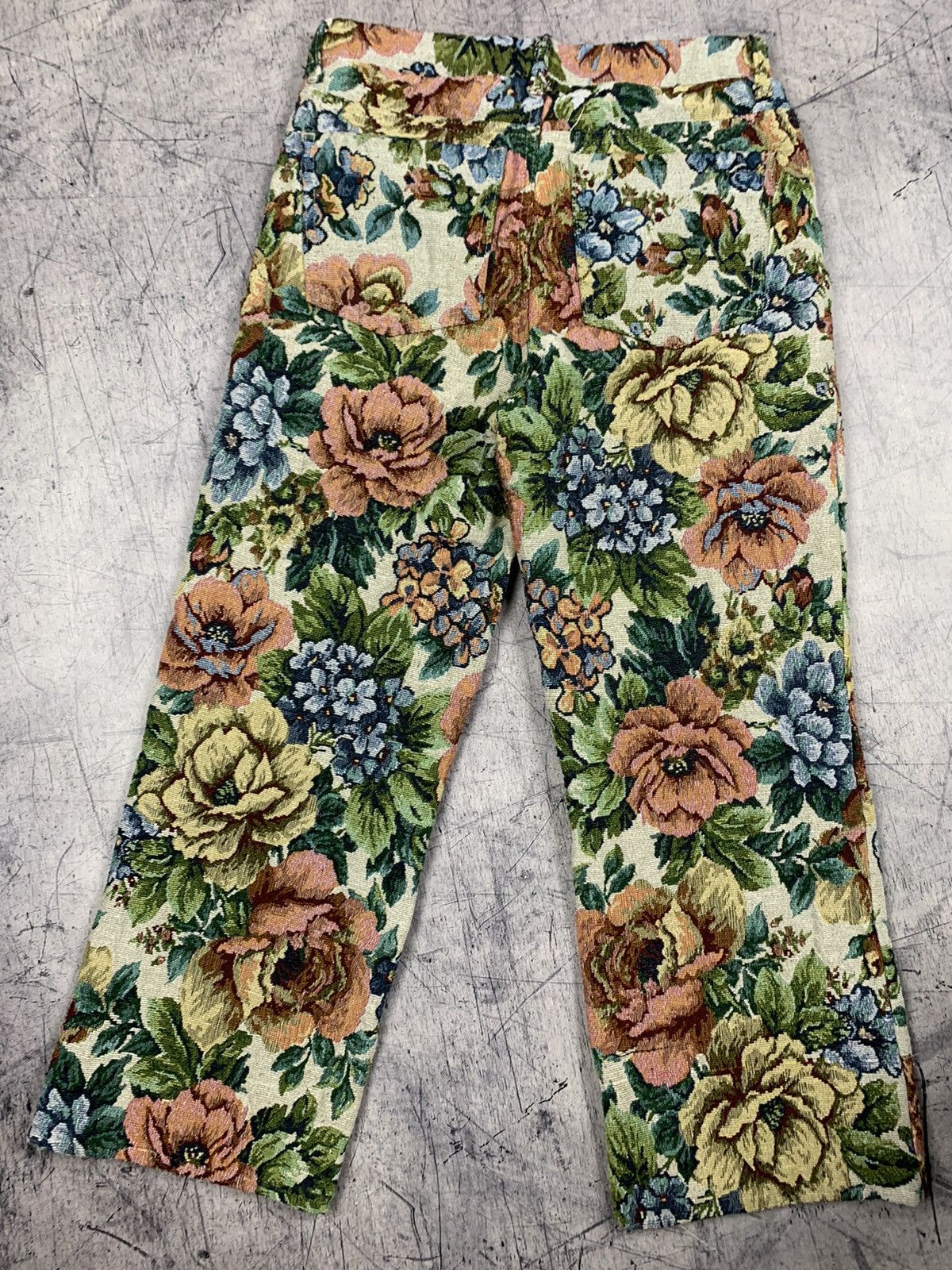 Jaded London Jaded London Floral Pants Boyfriend Fit Size 30 Size US 30 / EU 46 - 9 Thumbnail