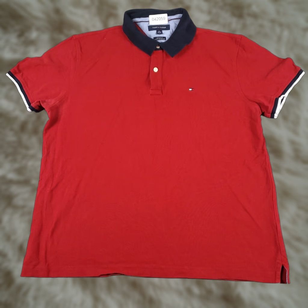 Tommy Hilfiger VINTAGE Tommy Hilfiger Polo Shirt Mens XL Red Solid Short Sleeve Casual 100% Cotton Logo Button Colllar Classic American Sports Mens Size US XL / EU 56 / 4 - 1 Thumbnail