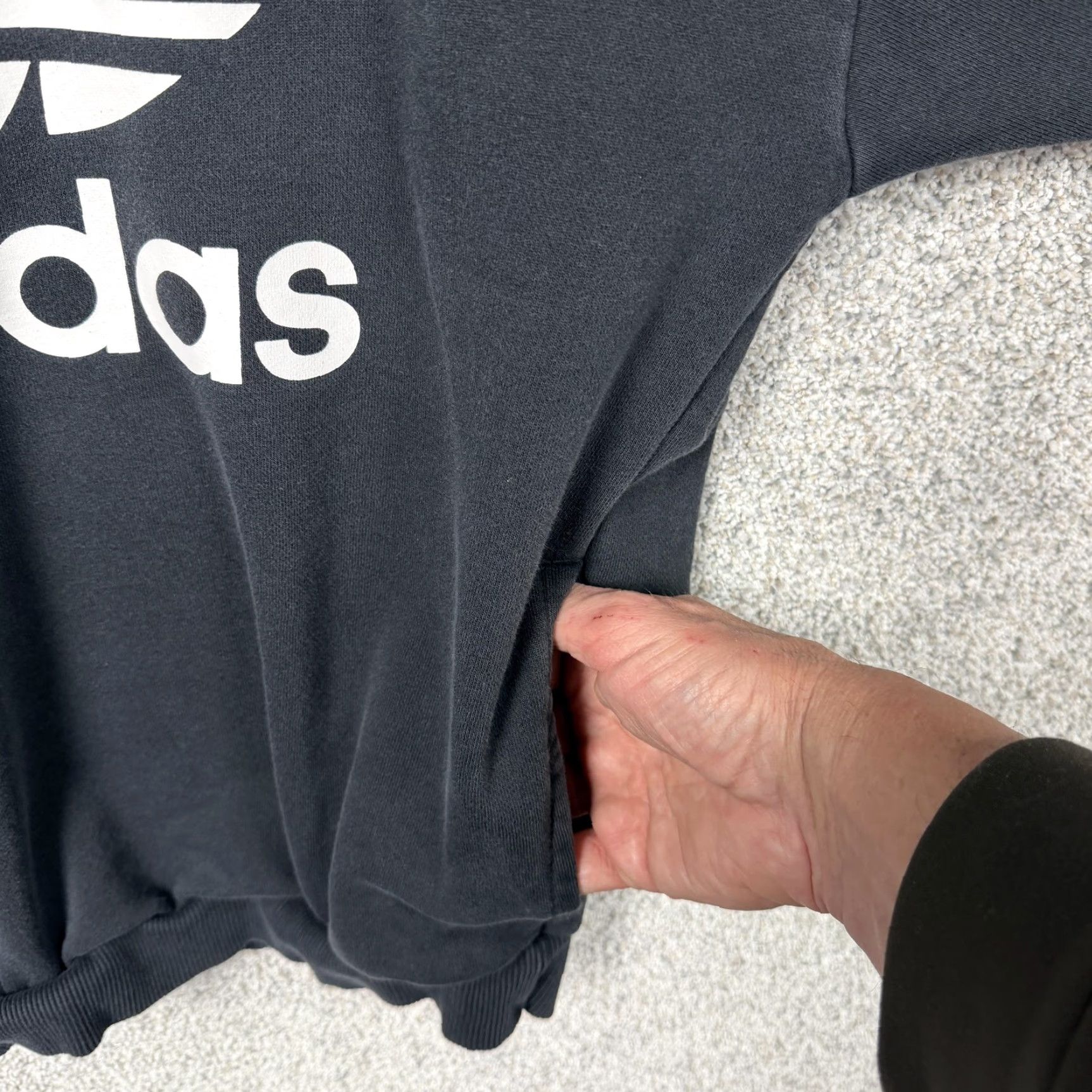 Adidas Adidas Trefoil Sweatshirt Womens XS Black Crewneck Pullover Pockets Athleisure Size XS / US 0-2 / IT 36-38 - 6 Thumbnail