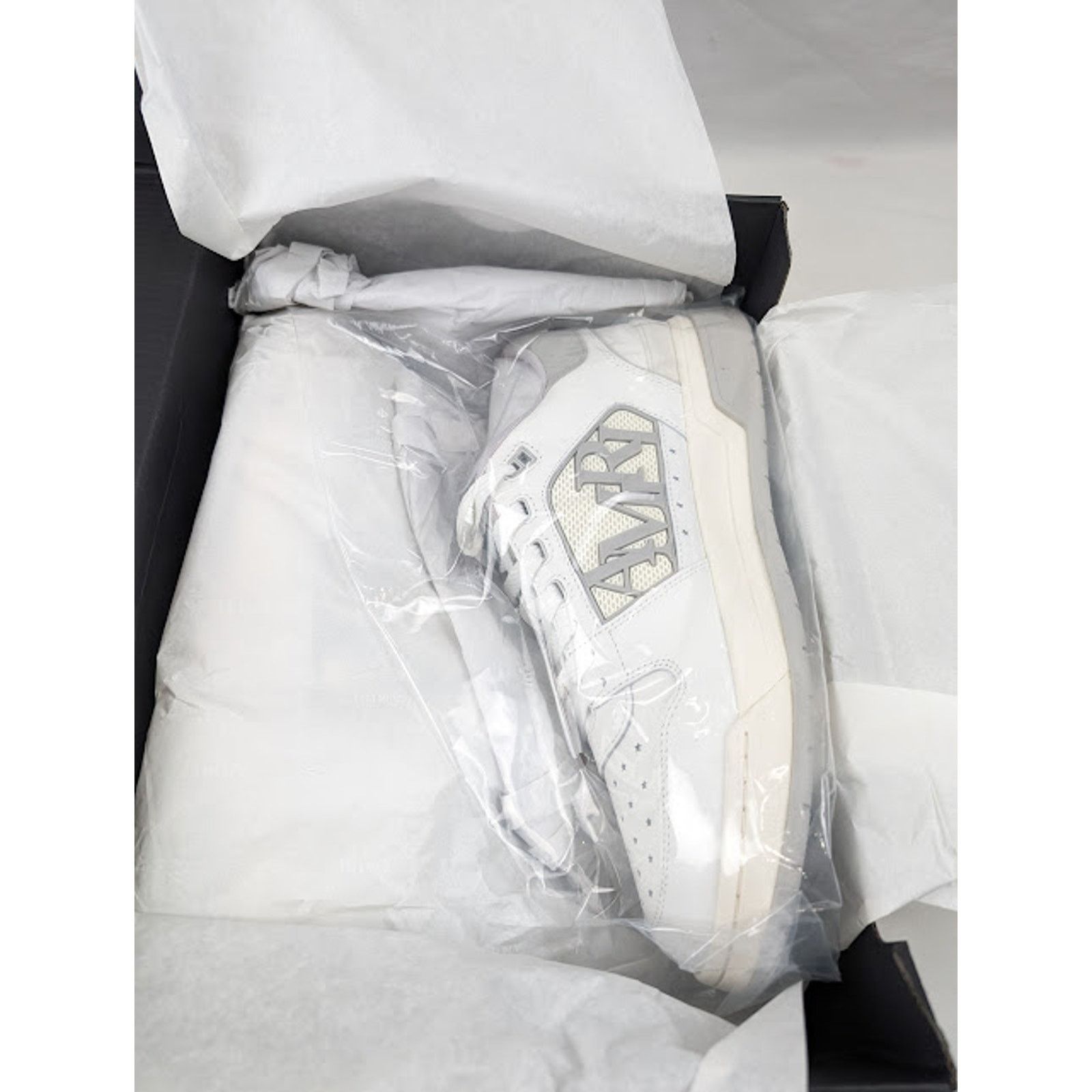 Amiri o1rshd1 Classic Low-Top Sneakers in White Grey Size US 11 / EU 44 - 21 Thumbnail
