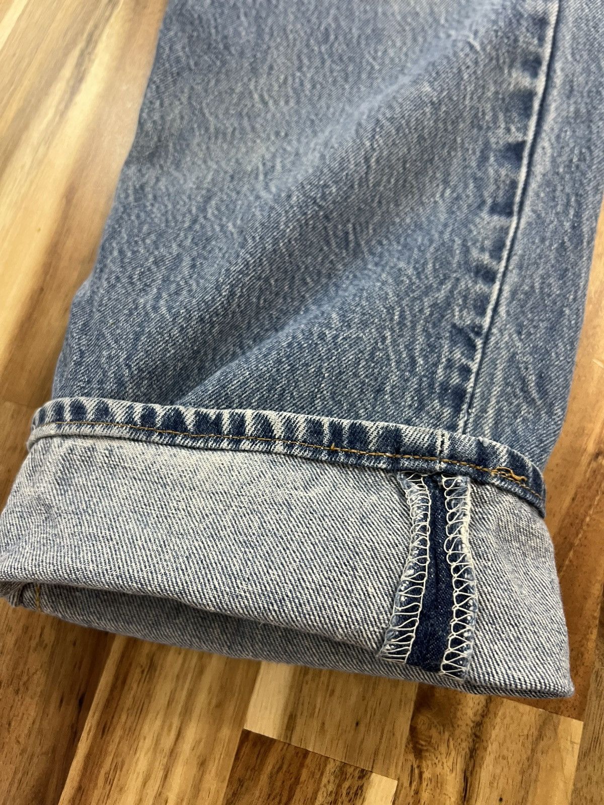 Levi's Vintage 90’s Levis 501XX Small e Non Selvedge Denim Jeans Size US 37 - 9 Thumbnail