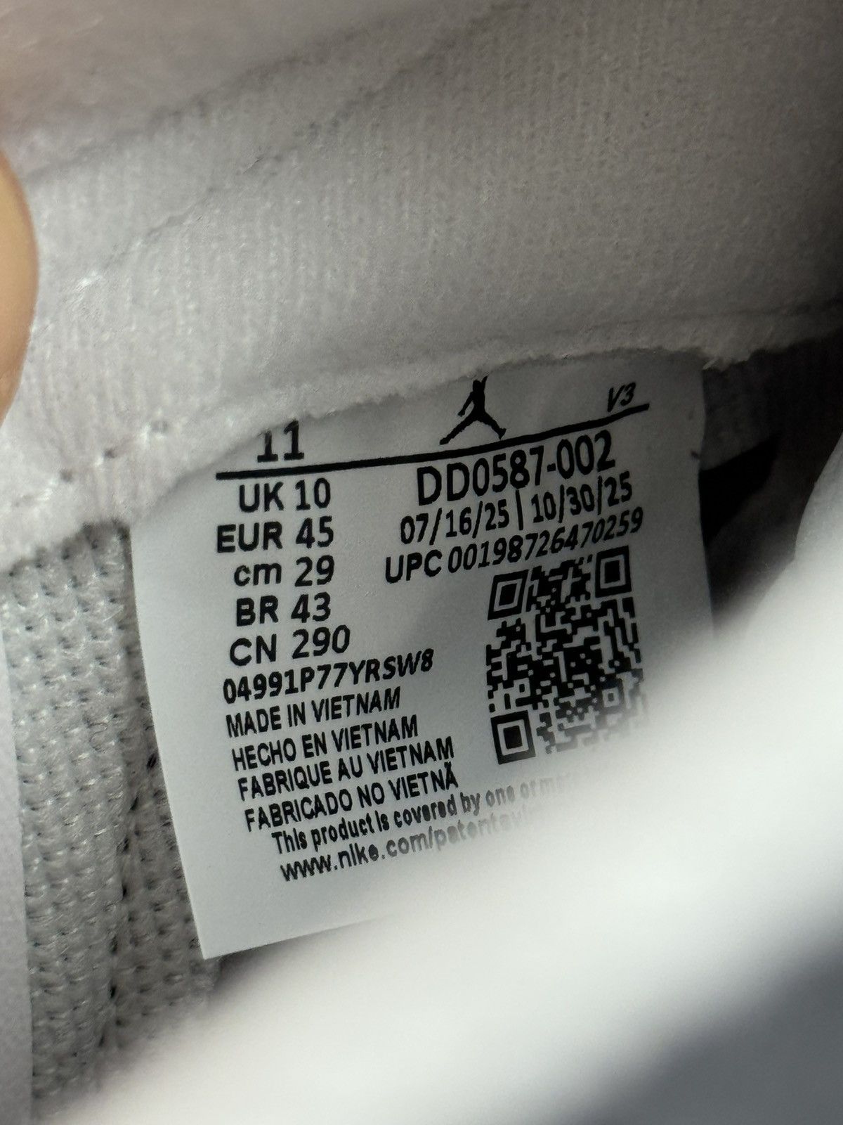 Jordan Brand Jordan 5 Retro Wolf Grey (2026) Size 11 Size US 11 / EU 44 - 6 Thumbnail