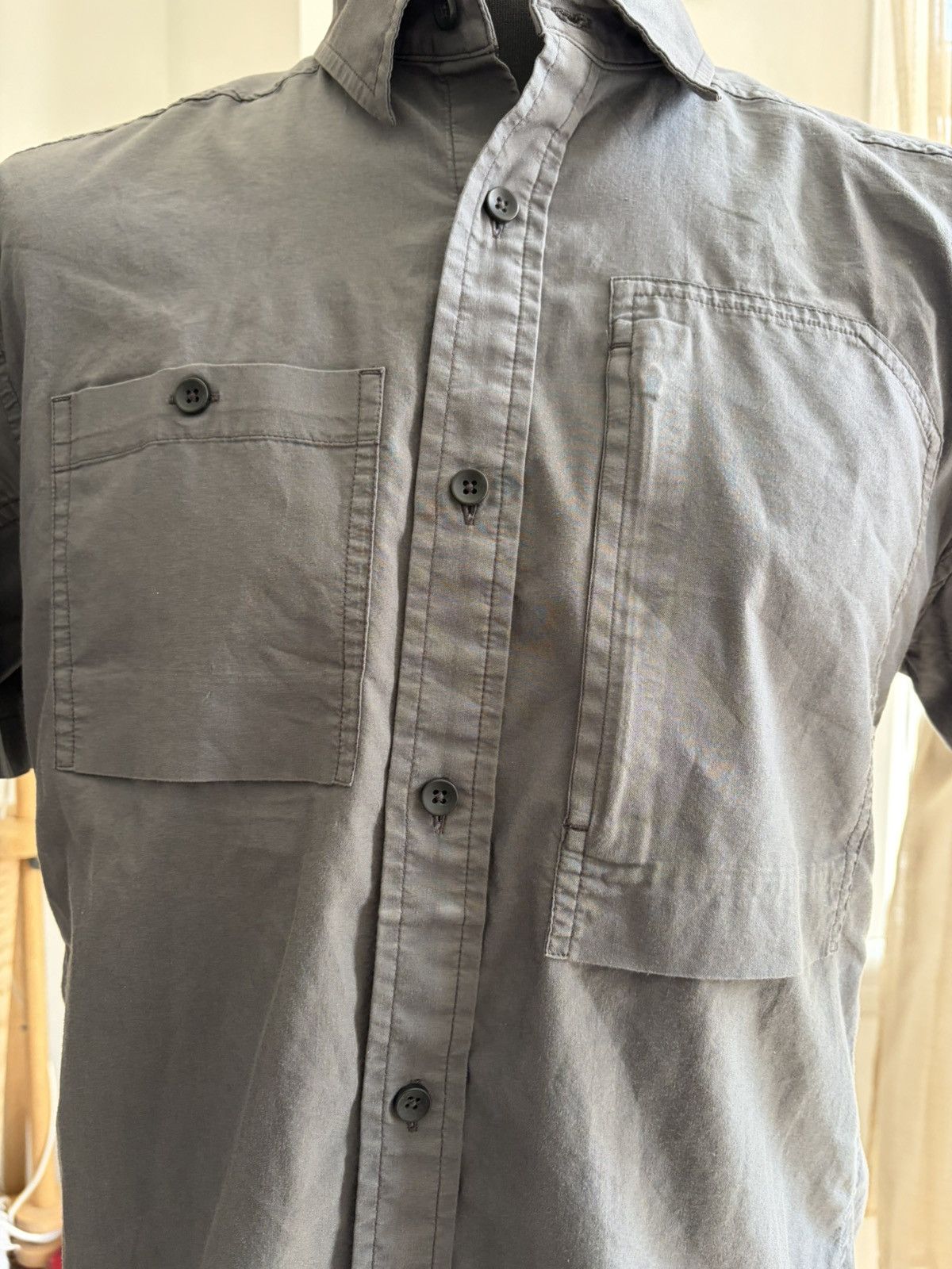 Arc'teryx Short Sleeve Button Up Shirt Size US L / EU 52-54 / 3 - 5 Thumbnail