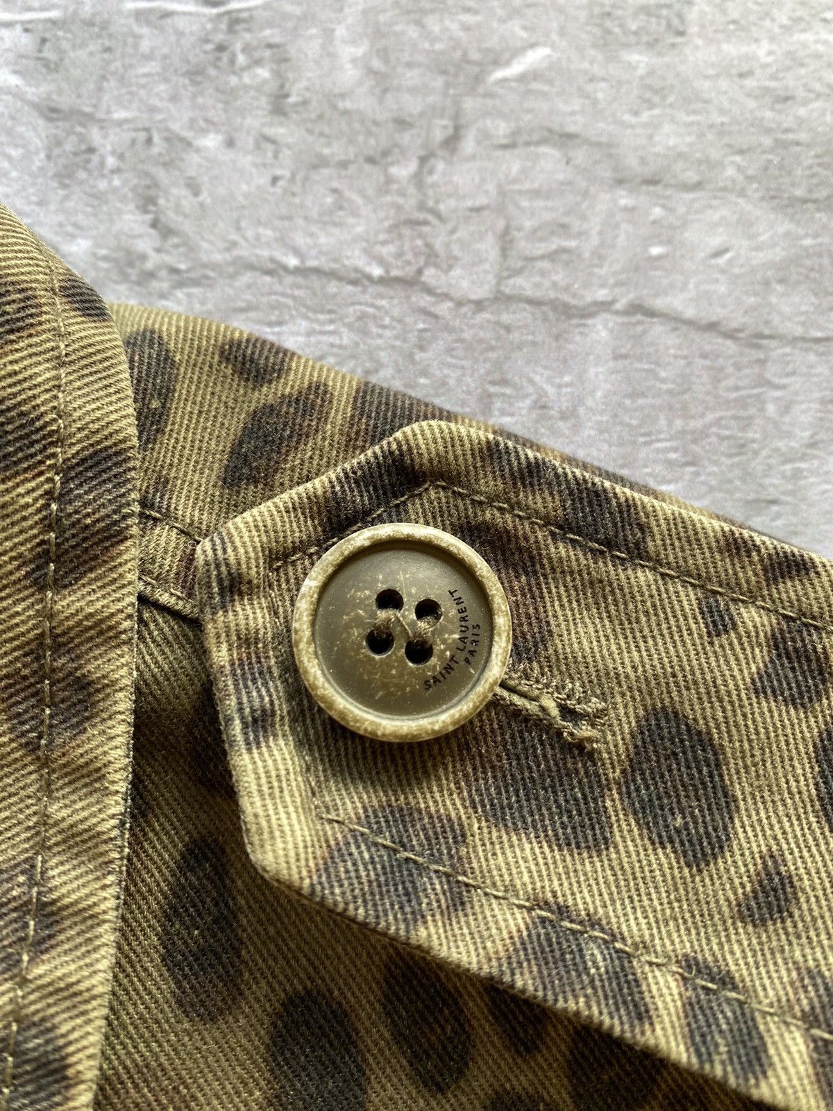 Saint Laurent Paris × Yves Saint Laurent Rare Saint Laurent Paris Leopard Print Military Jacket Y2K Size US M / EU 48-50 / 2 - 14 Thumbnail