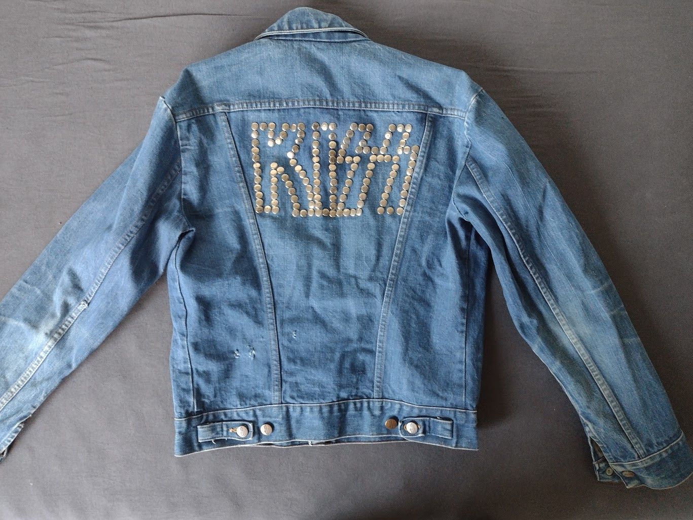 Wrangler Vintage 80s Wrangler 124MJ 'KISS' with Patches & Button Size US S / EU 44-46 / 1 - 1 Thumbnail