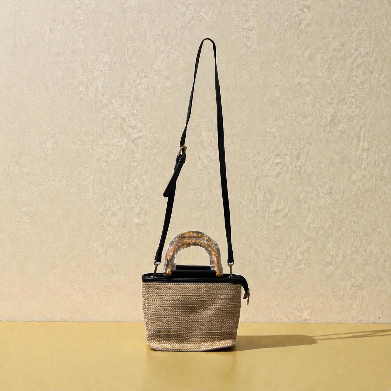 Other Straw Top Handle Bag with Bamboo Handle Size ONE SIZE - 1 Thumbnail