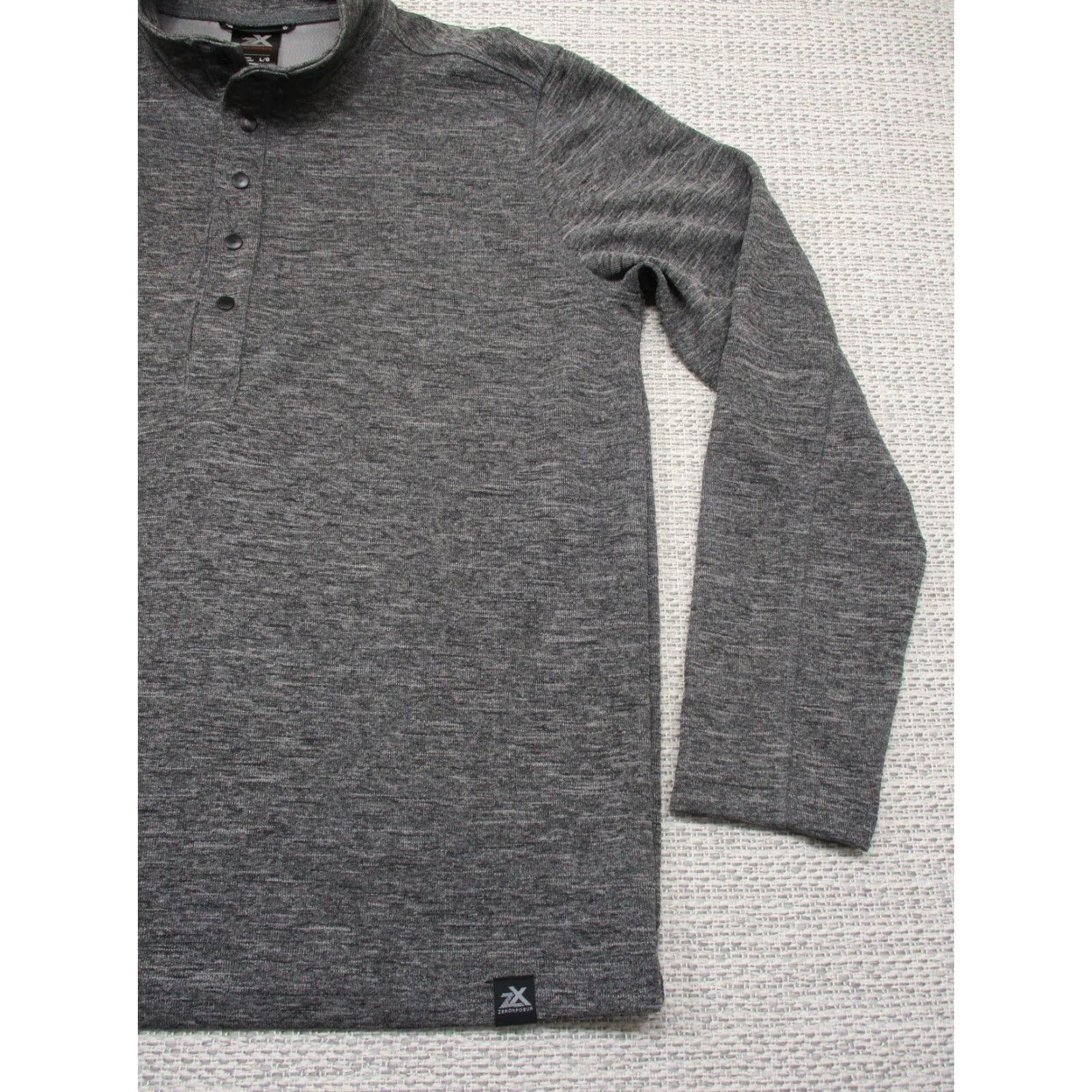 ZeroXposur ZeroXposur Sweater Men L Pullover 1/4 Snap Long Sleeve Gray Knit Voltage? No, Keep: Solid Gray Size US L / EU 52-54 / 3 - 6 Thumbnail