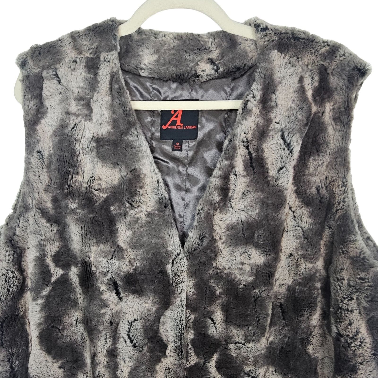 Adrianna Papell Adrienne Landau Womens Faux Fur Animal Print Vest Size 1X Size XL / US 12-14 / IT 48-50 - 2 Thumbnail