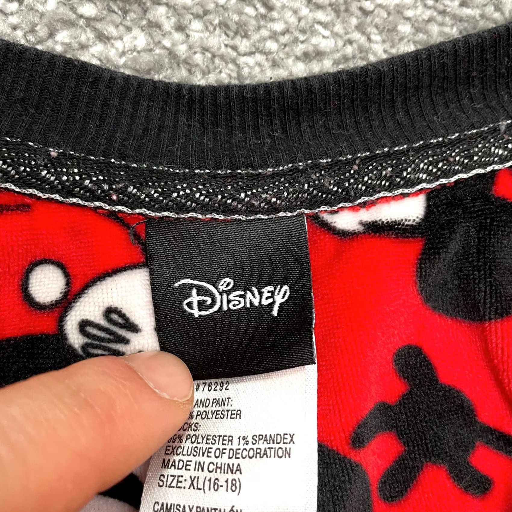 Disney Disney Mickey Mouse Sleepwear Shirt Women XL Red Henley Long Sleeve Pajama Top Size XL / US 12-14 / IT 48-50 - 6 Thumbnail