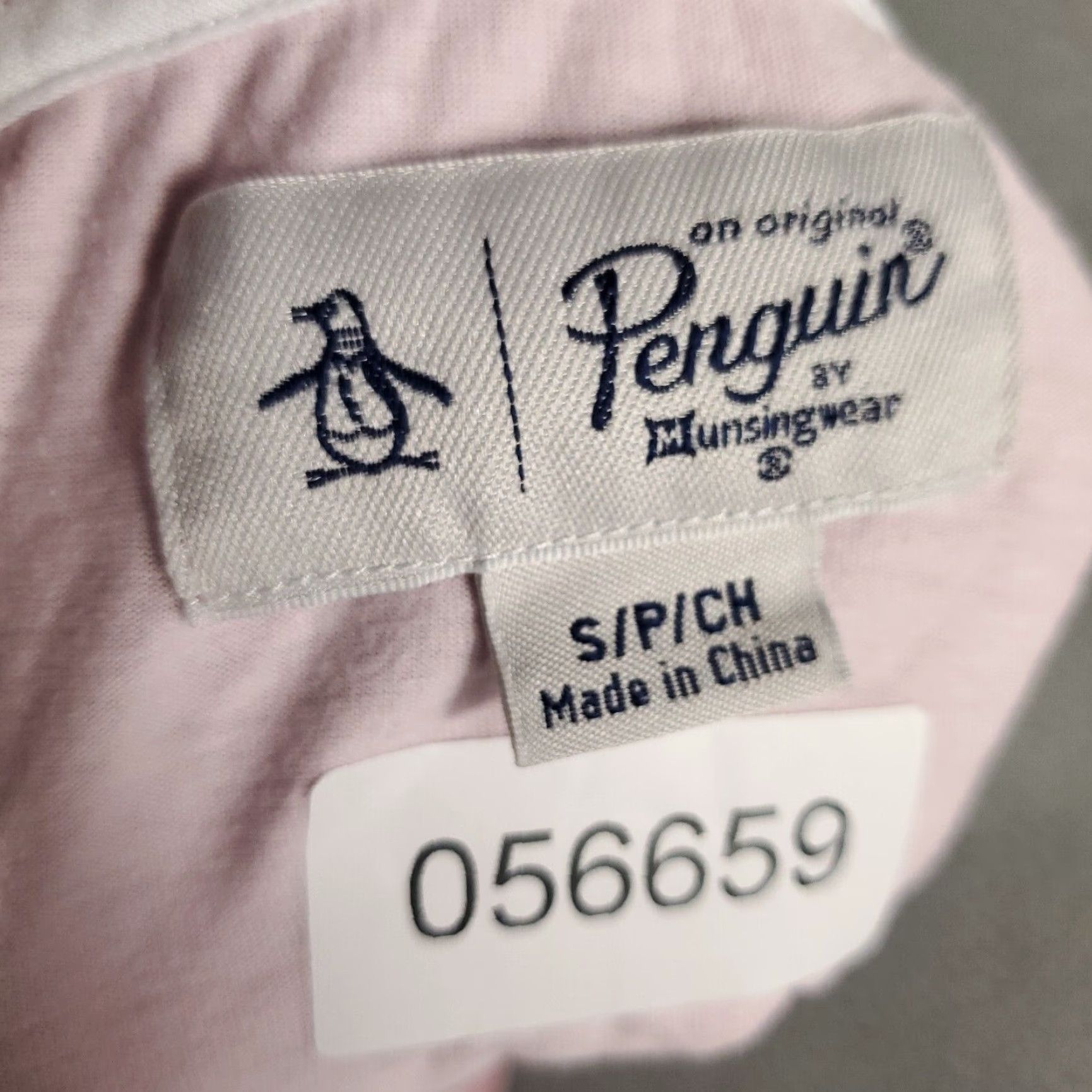 Vintage Penguin Polo Shirt Mens Size Small Pink Casual Short Sleeve Activewear Size US S / EU 44-46 / 1 - 8 Thumbnail