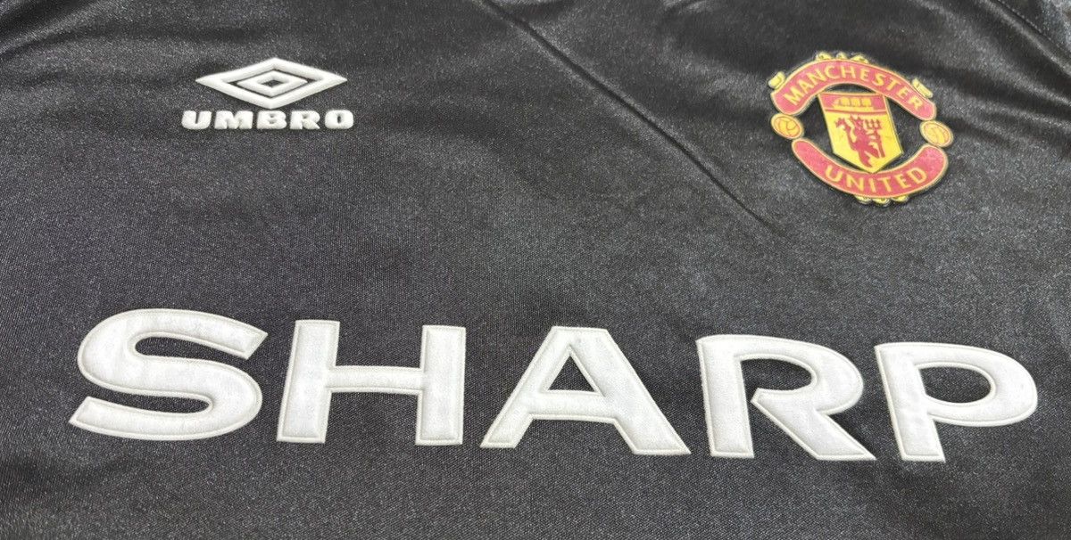 Umbro Manchester United 1998-99 third jersey Size US XL / EU 56 / 4 - 4 Thumbnail
