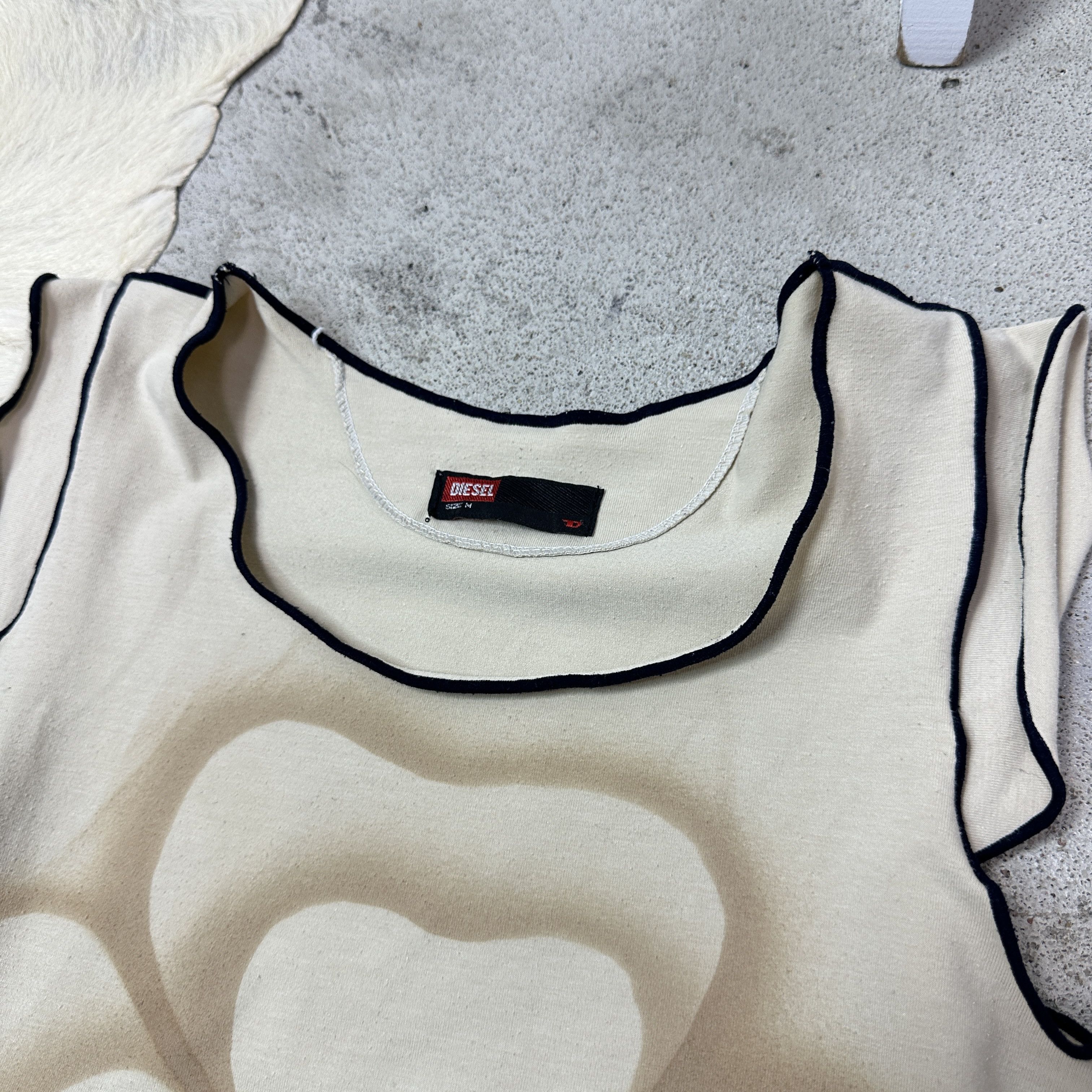 Diesel Vintage Avant Garde Streetwear Diesel Crop Top Y2K Size XL / US 12-14 / IT 48-50 - 3 Thumbnail