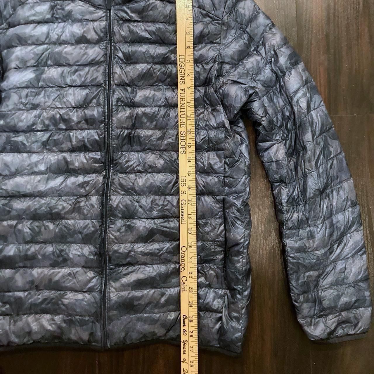 Uniqlo Uniqlo Blue Digi Camo Puffer Jacket Size Large - Rare! Size US L / EU 52-54 / 3 - 4 Thumbnail