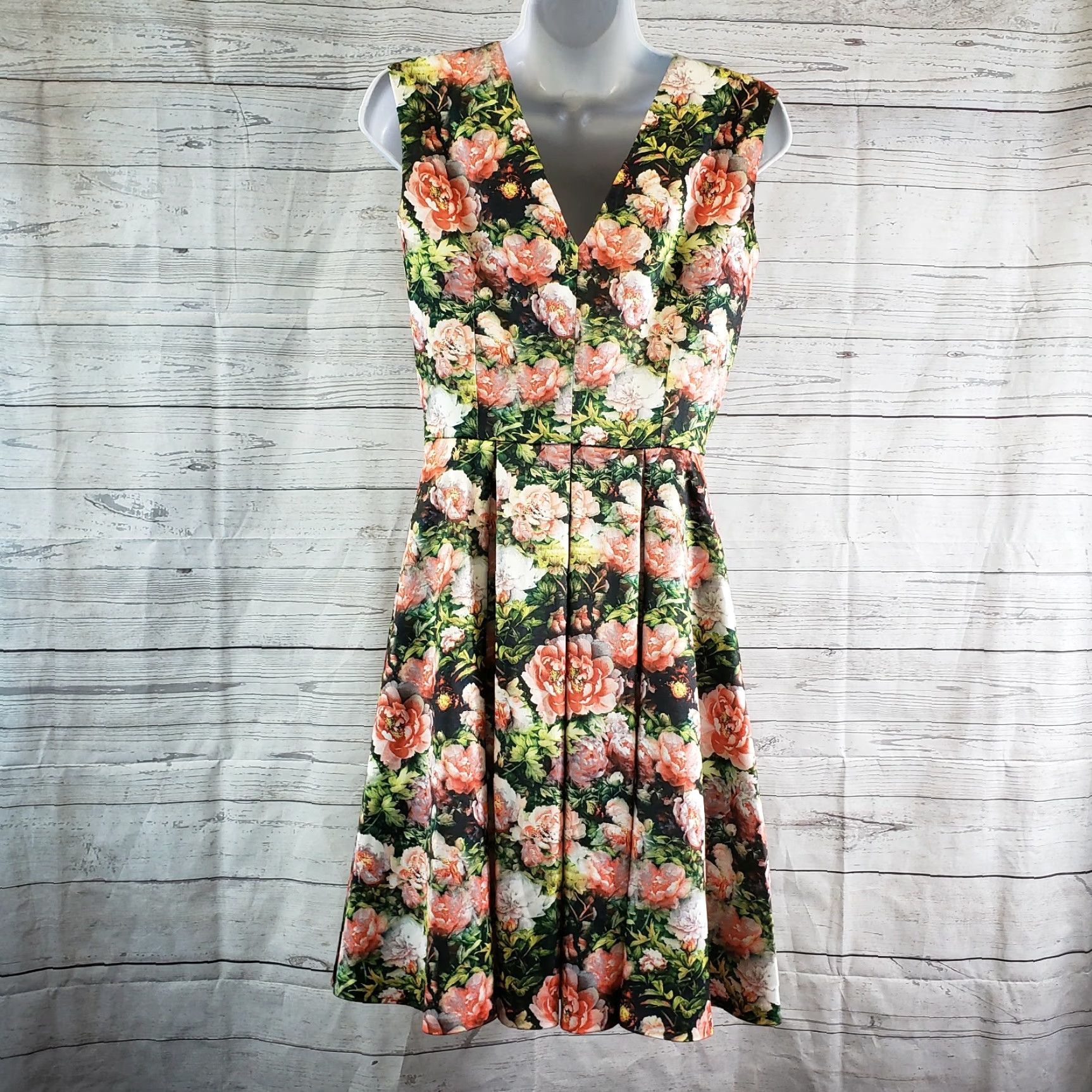 Vintage DV Collection Womens Dress Sleeveless Size 40 Pink Green Floral Side Zip Party Cocktail Knee Length Womens Fit & Flare Size S / US 4 / IT 40 - 4 Thumbnail