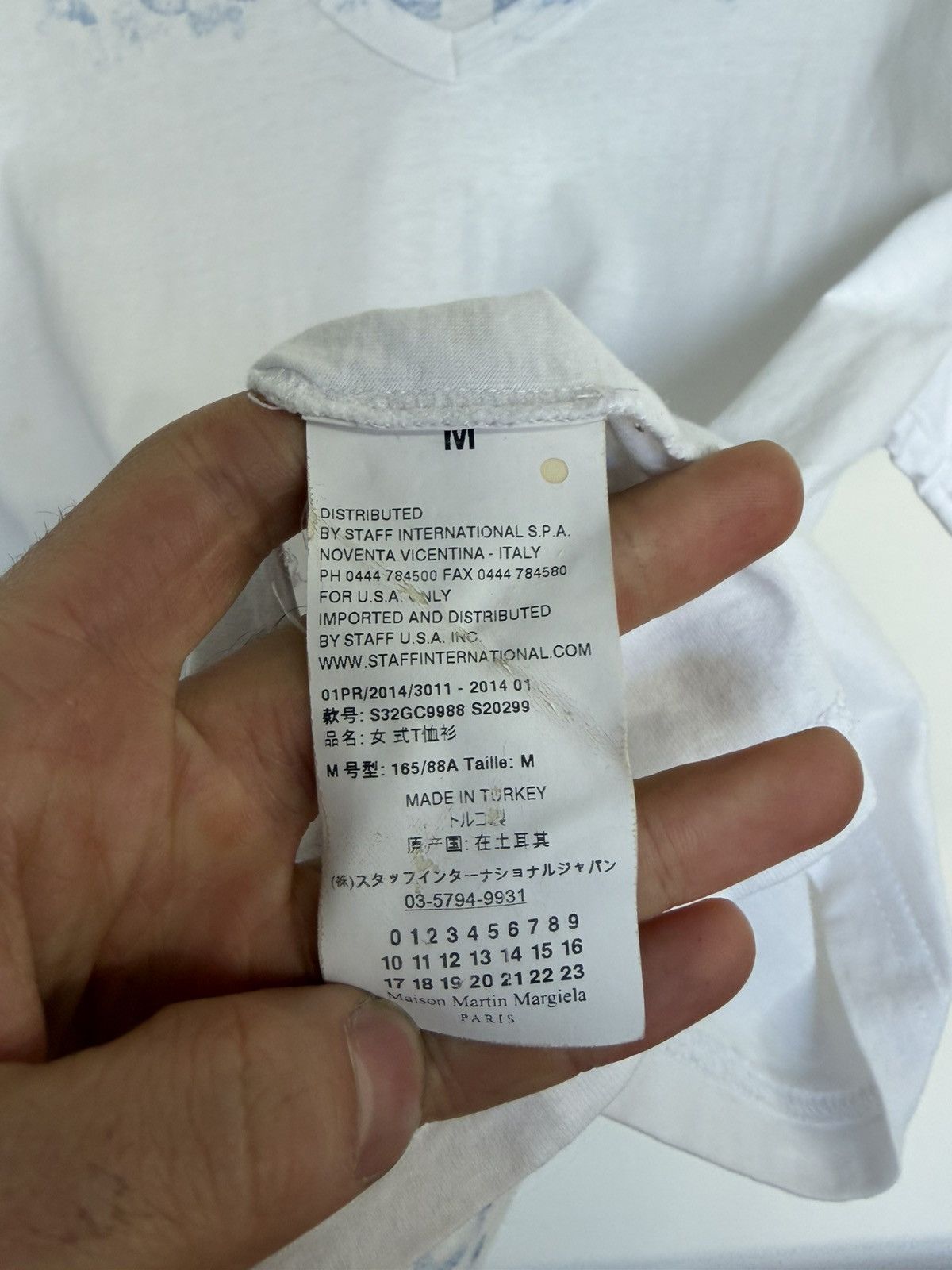 Maison Margiela Margiela Vneck Size US M / EU 48-50 / 2 - 3 Thumbnail