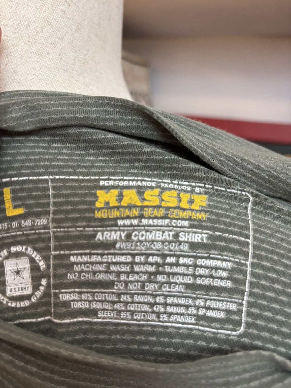 Massif Massif combat shirt Size US L / EU 52-54 / 3 - 4 Thumbnail