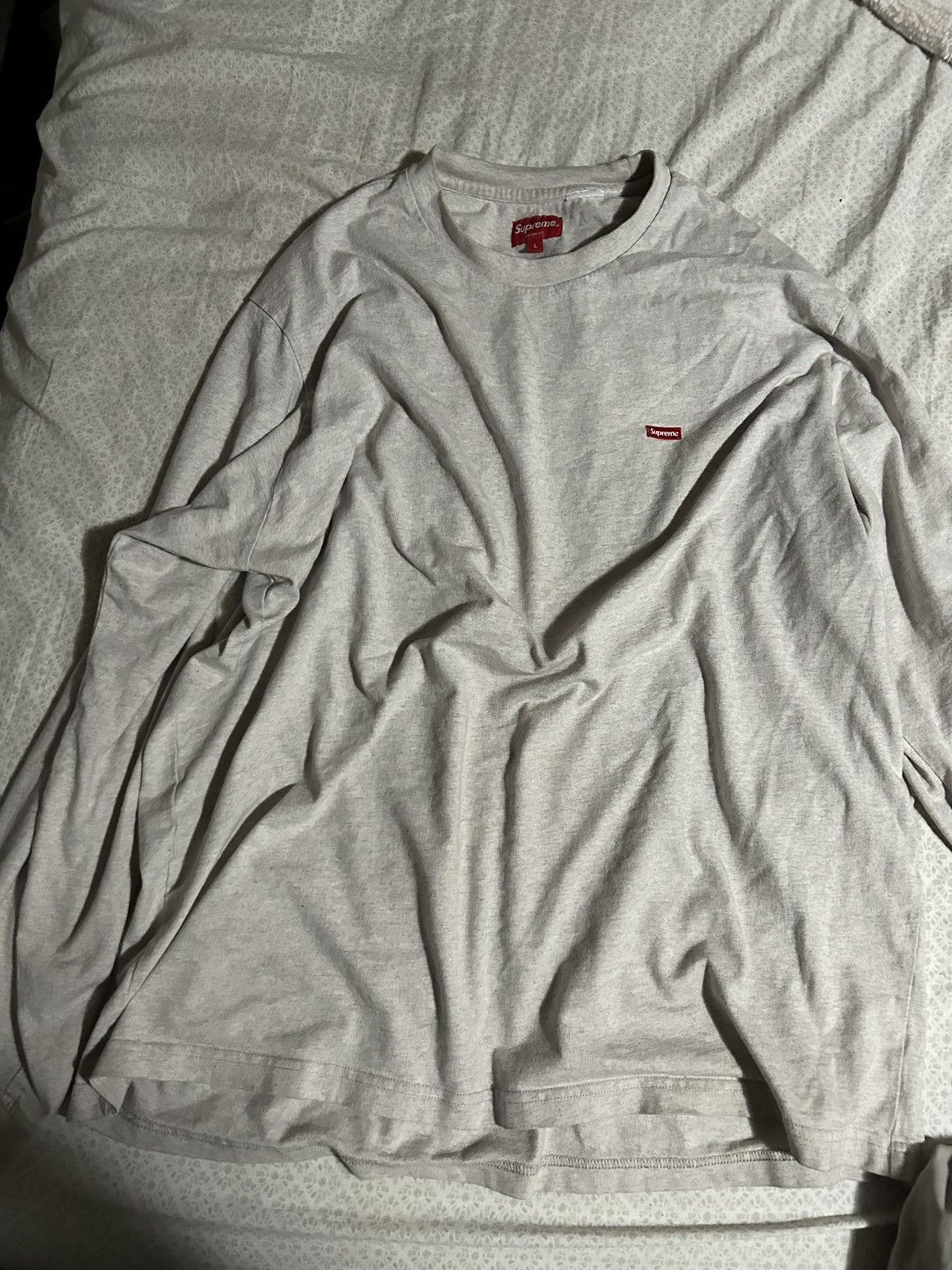 Supreme Supreme small box logo l/s shirt oatmeal white Size US L / EU 52-54 / 3 - 1 Thumbnail