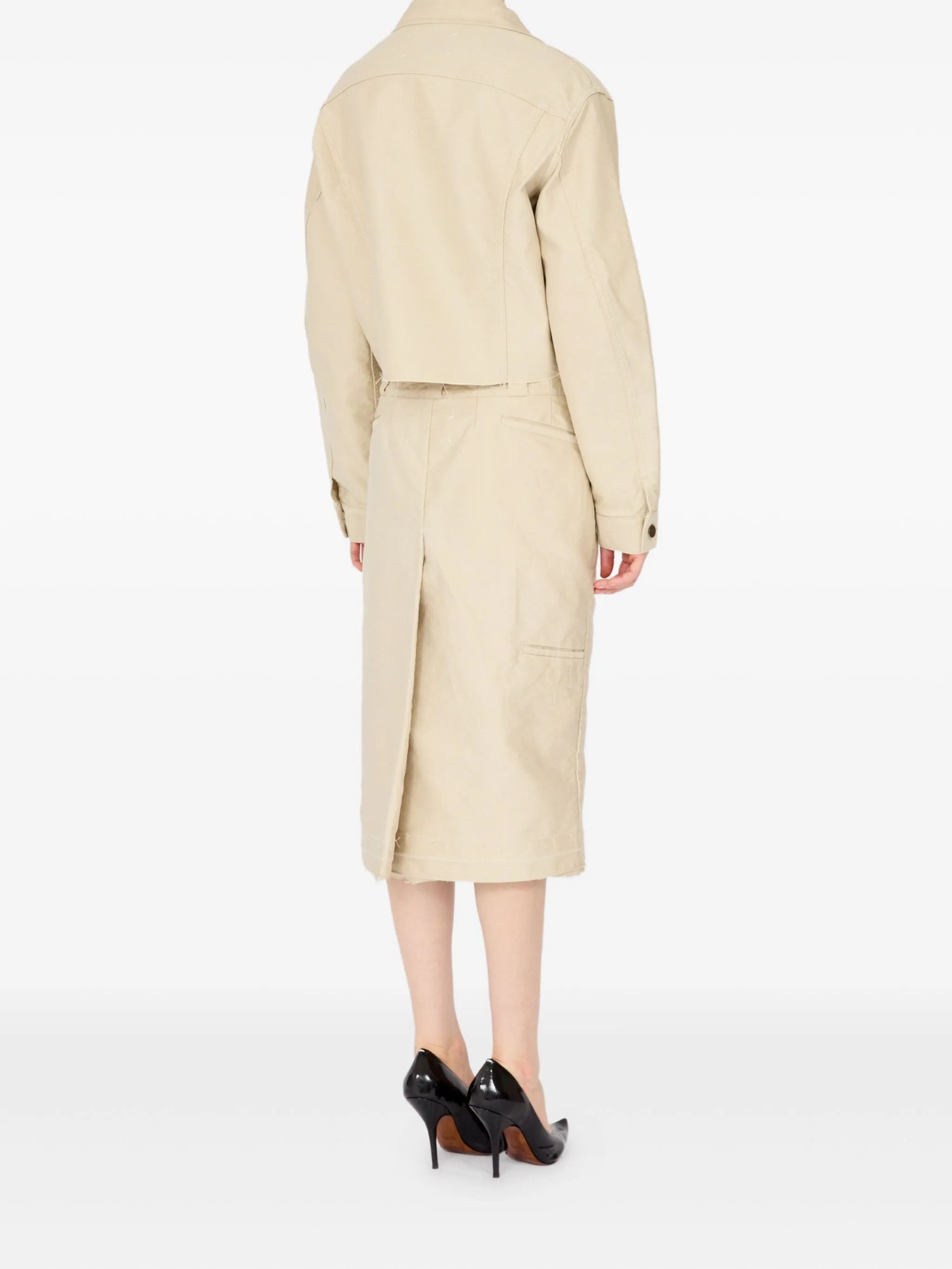 Maison Margiela o1w1db10526 Short Denim Jacket in Cream Size XS / US 0-2 / IT 36-38 - 4 Thumbnail