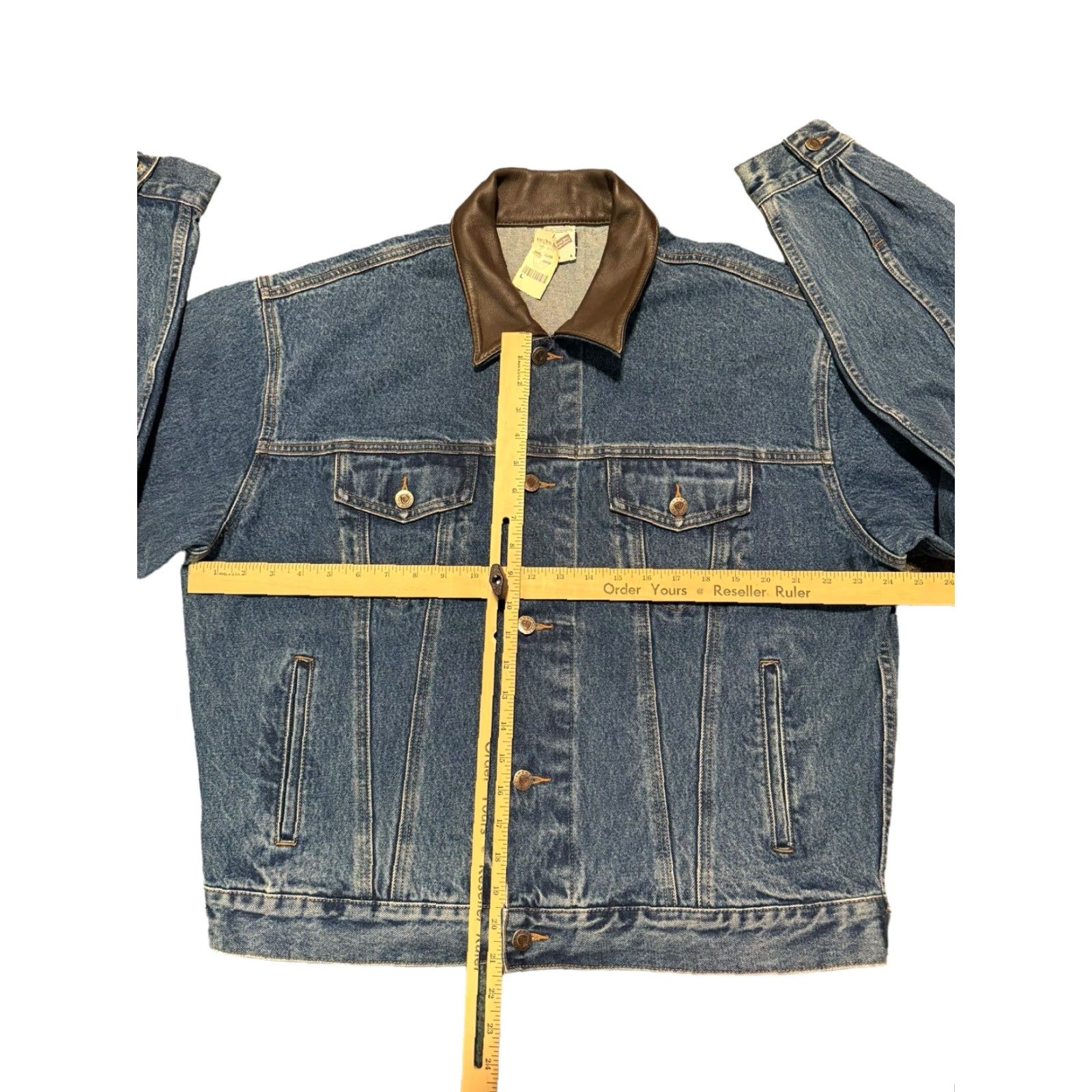 Vintage VINTAGE Warner Bros TAZ Tasmanian Devil Denim Jacket Large Unisex Adults 90s Leather Collar Blue Jean Style, USA Size US L / EU 52-54 / 3 - 5 Thumbnail