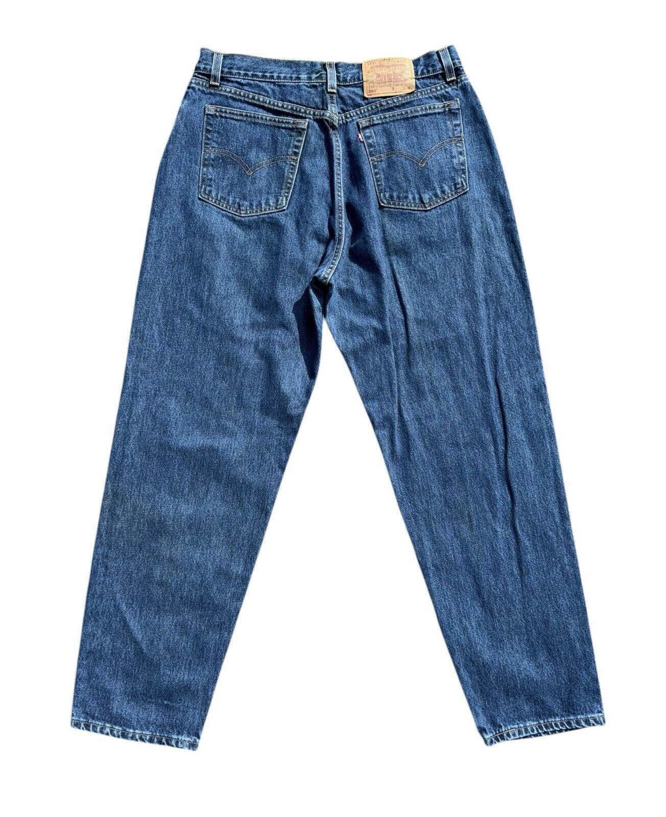 Levi's Vintage Levis 560 90s Blue Wash Loose Fit Jeans Womens 14 Size 36" / US 14 / IT 50 - 2 Thumbnail