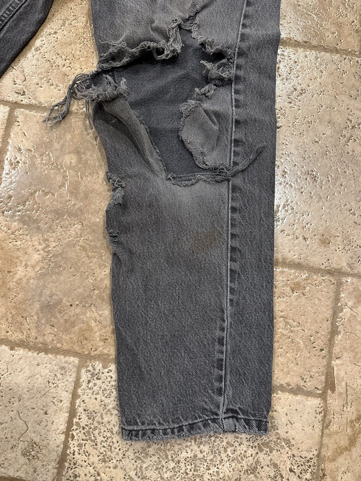 Vintage Vintage Two Hundred 212 Twelve Degrees Black Thrashed Denim Size US 32 / EU 48 - 7 Thumbnail