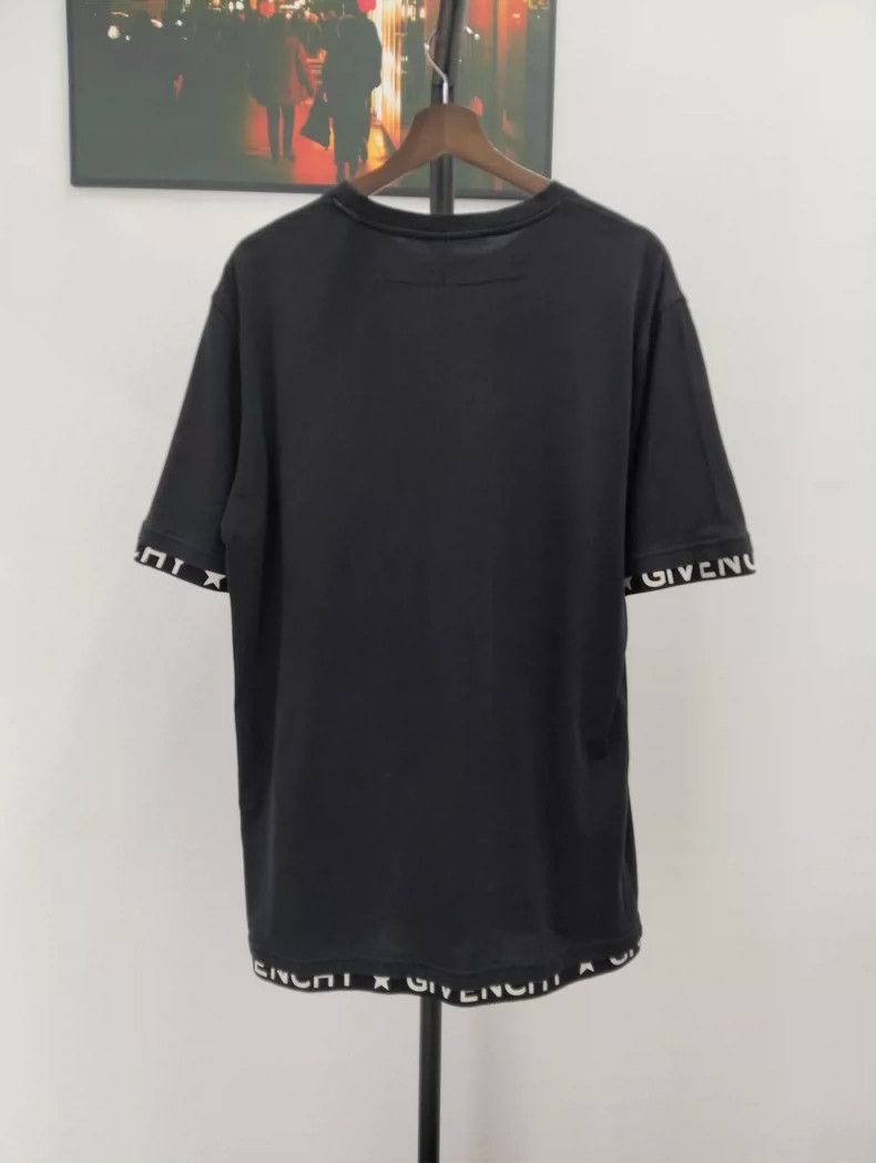 Givenchy Givenchy T-Shirt, XL Size (160), Retail Price 380 Size US XL / EU 56 / 4 - 2 Thumbnail