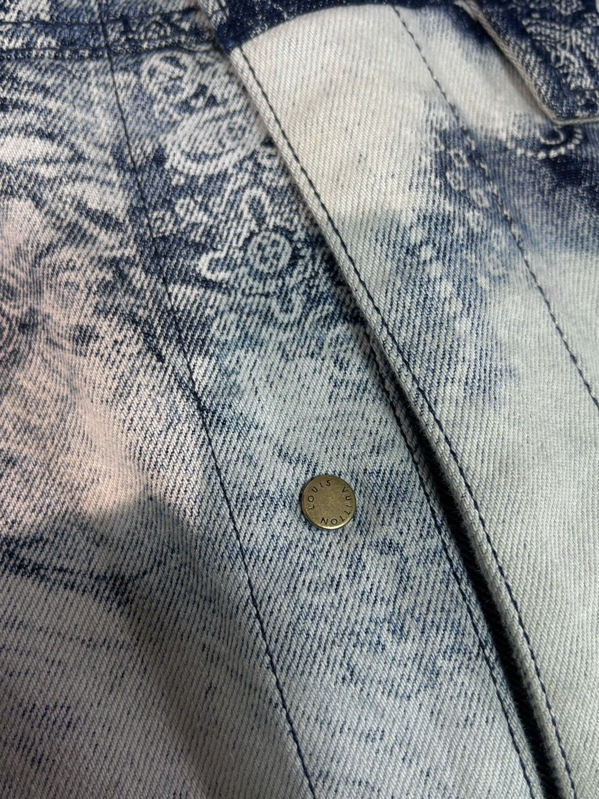 Louis Vuitton Louis Vuitton Monogram Bandana Denim Shirt Size US S / EU 44-46 / 1 - 6 Thumbnail