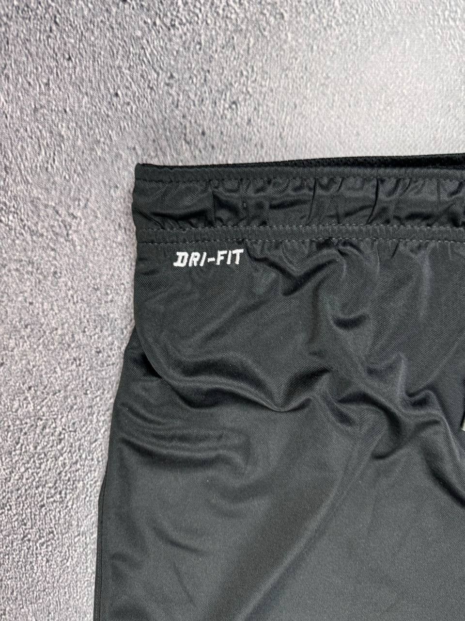 Nike Vintage Nike y2k black shorts Size XL Size US 38 / EU 54 - 6 Thumbnail