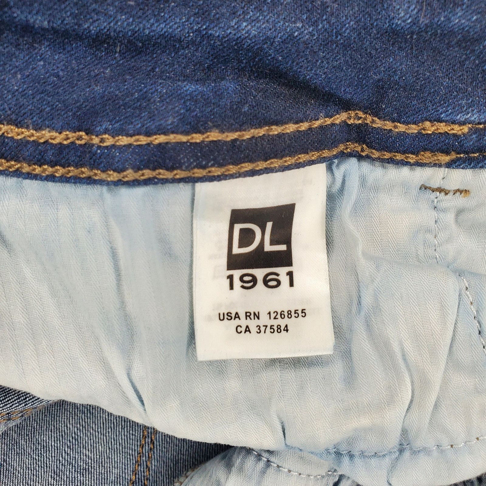 DL1961 DL1961 Coco Curvy Straight Jeans 24 / 0 Size 24" / US 00 / IT 34 - 6 Thumbnail