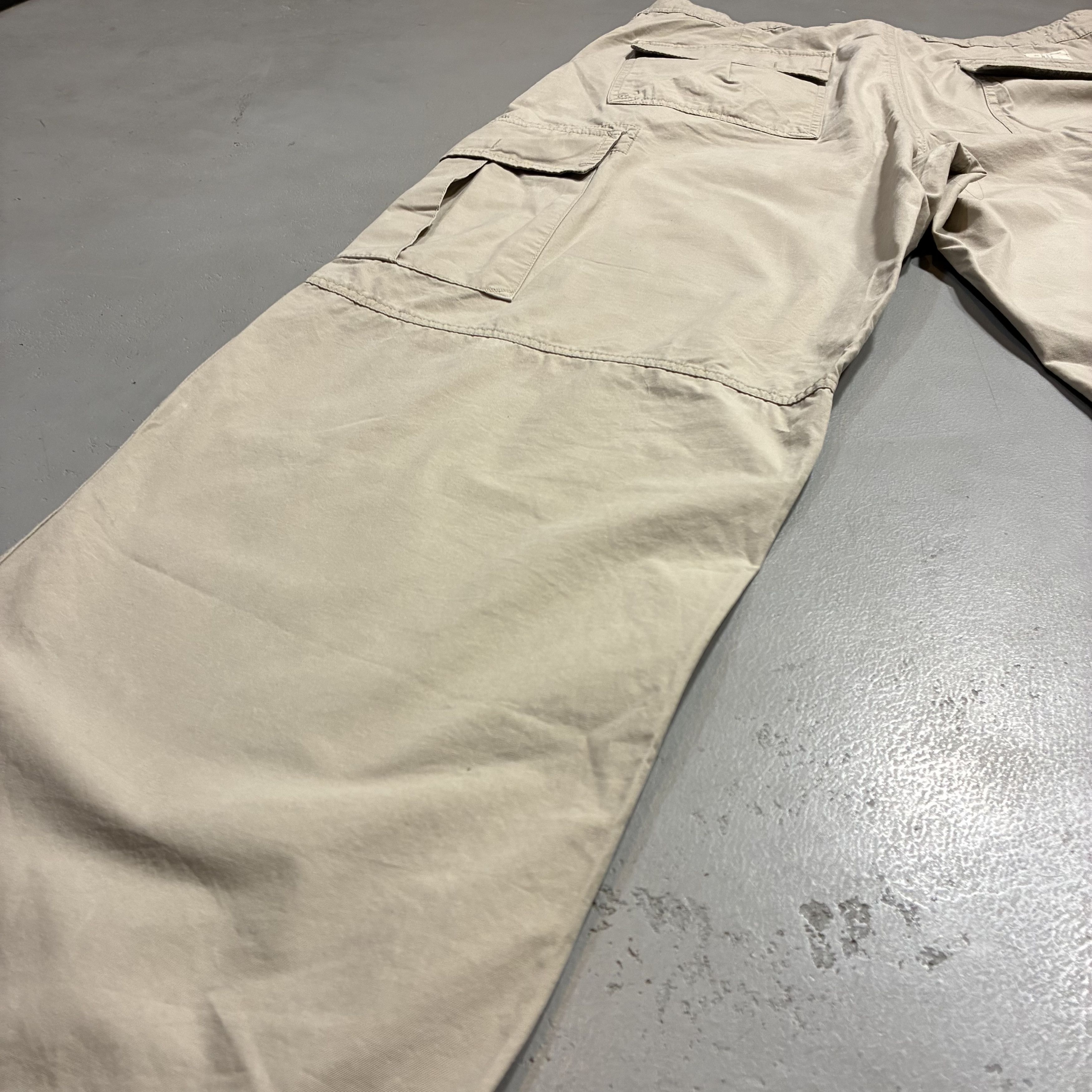 Gap Y2K Gap Loose Fit Baggy Khaki Cargo Pants Drawstring Size US 35 - 5 Thumbnail
