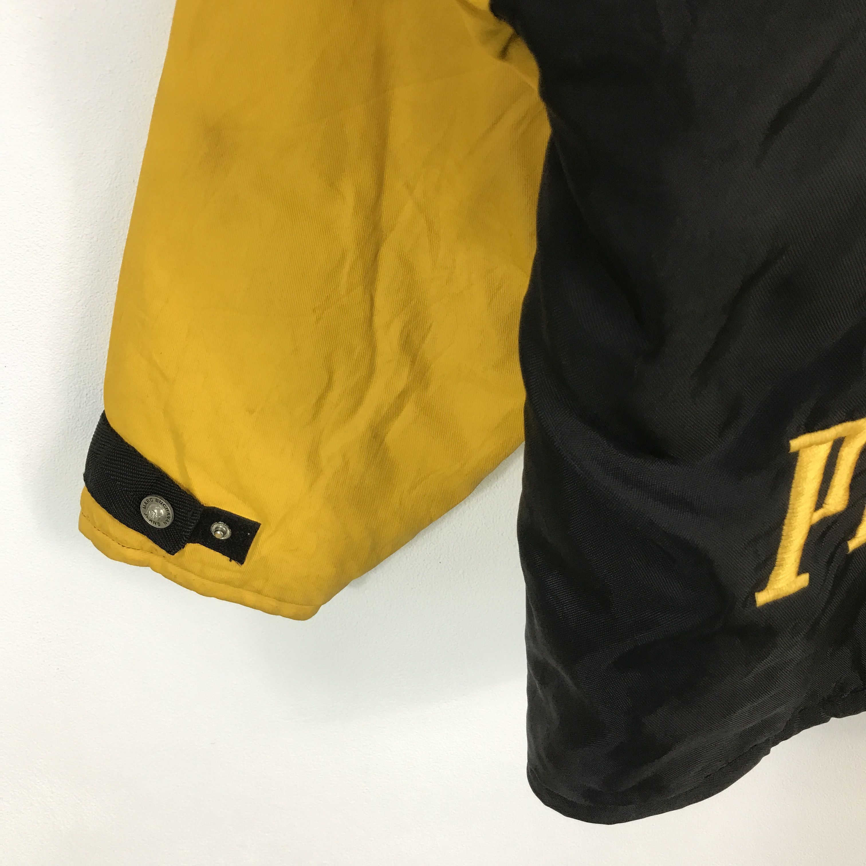 Japanese Brand × Pelle Pelle × Vintage Vintage Pelle Pelle Big Logo Quited jacket Size US L / EU 52-54 / 3 - 7 Thumbnail