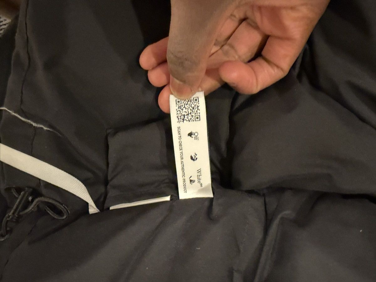 Off-White off-white bounce hooded down puffer Size US L / EU 52-54 / 3 - 8 Thumbnail