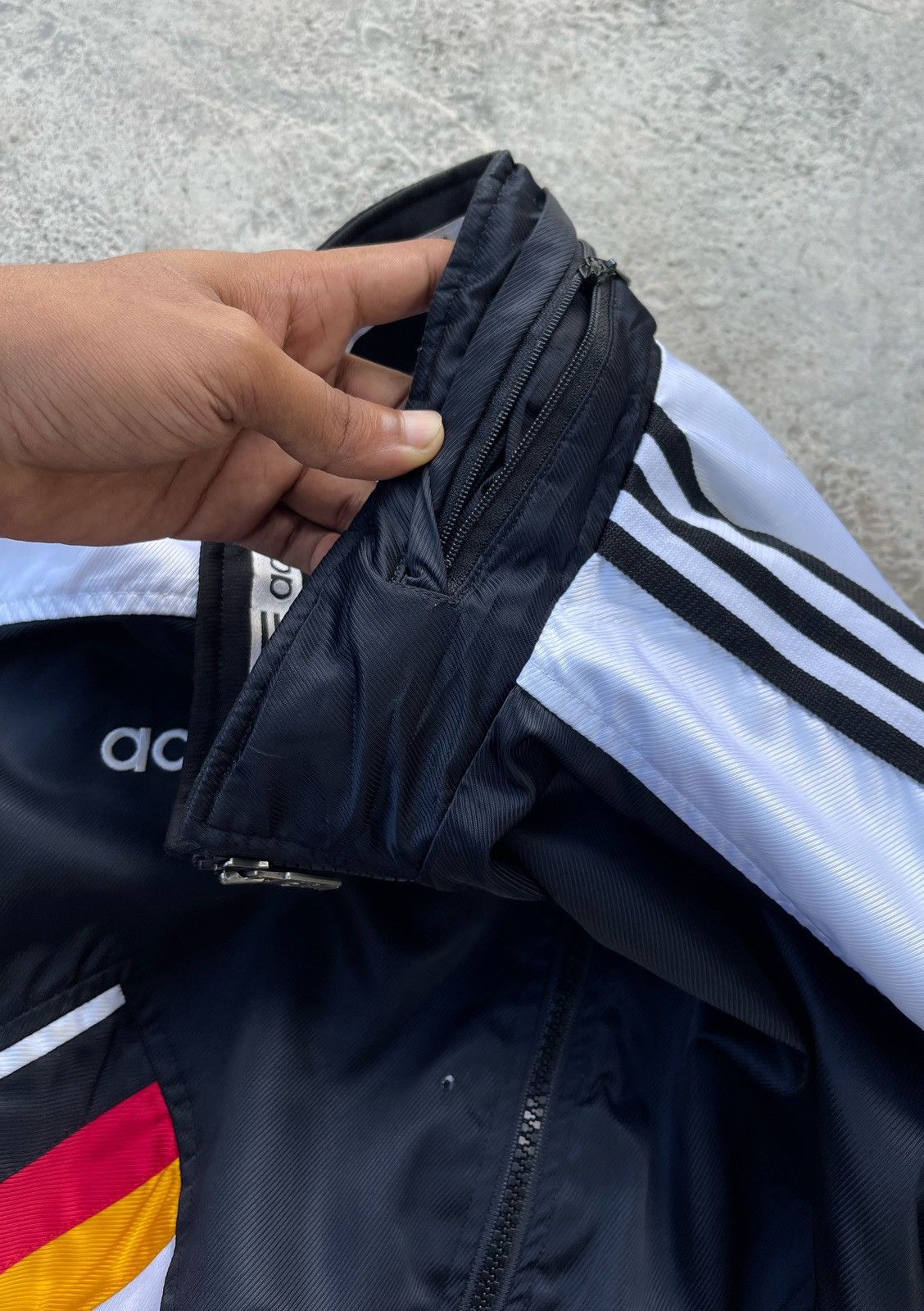 Adidas 🔥Vintage 90's Adidas Germany Jacket With Hidden Hoodie Size US L / EU 52-54 / 3 - 9 Thumbnail