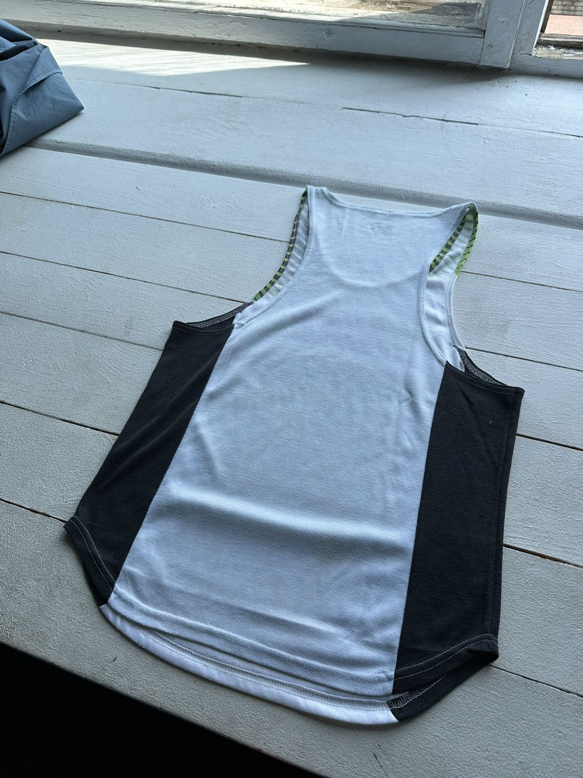 Nike 90s🚨NIKE Y2K BIG LOGO MADE IN USA vintage tank top Size US M / EU 48-50 / 2 - 7 Thumbnail