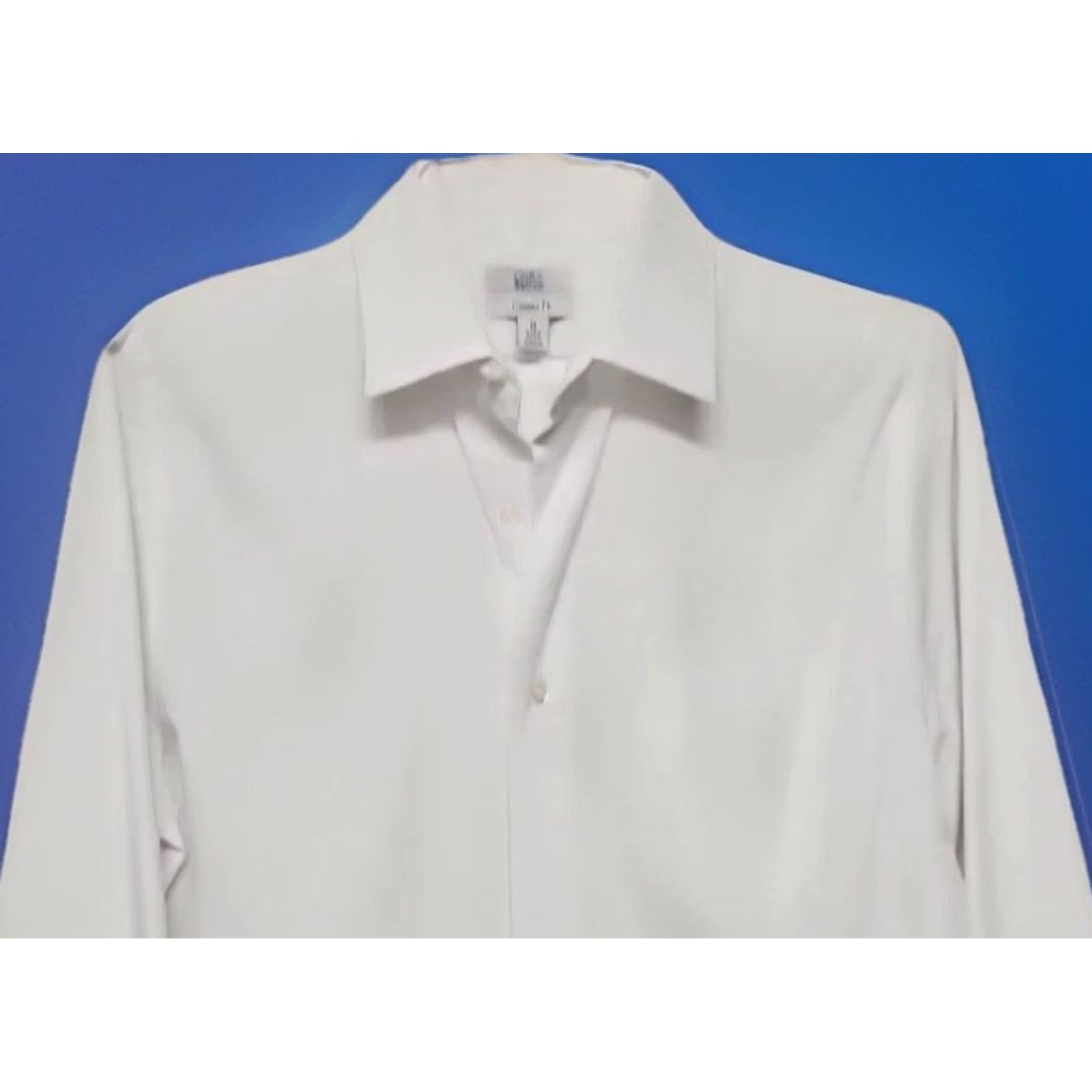 Croft & Barrow Croft & Barrow White Dress Shirt Men’s M 15-15.5 Classic Fit Button Down Shirt Regular Sleeve Long Button-Up Cotton Polyester Solid White Mens Size 40R - 2 Thumbnail