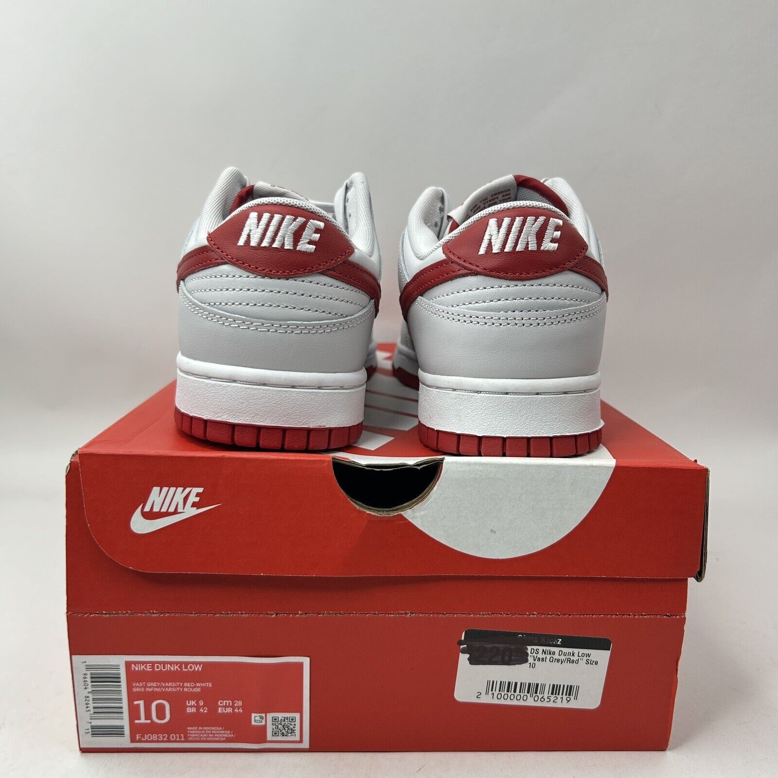 Nike Nike Dunk Low “Vast Grey Varsity Red” 2023 Size US 10 / EU 43 - 4 Thumbnail