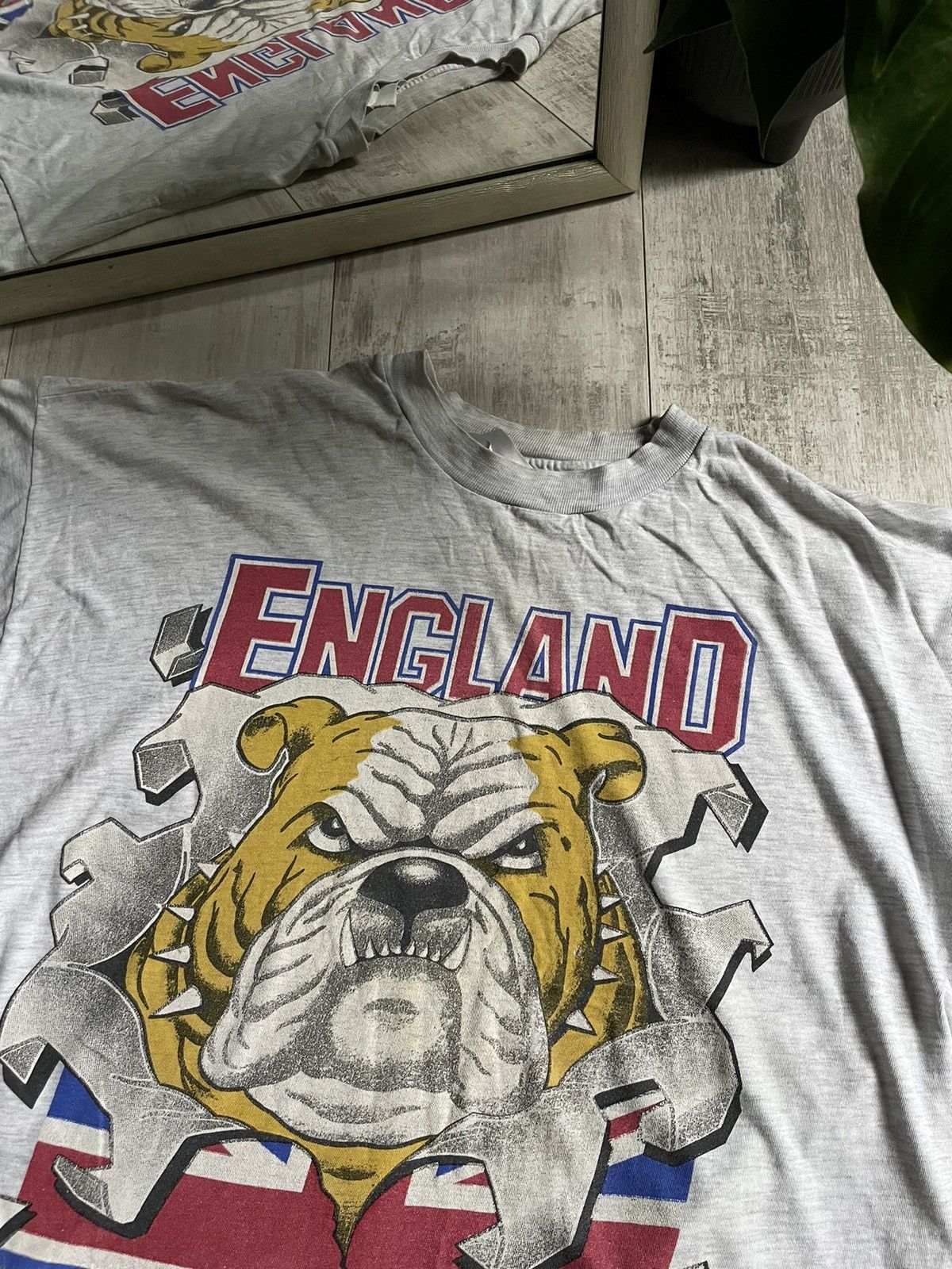 Vintage Vintage England Bull Dogs 1994@ CPM Ltd T-Shirt Hanes RARE Size US M / EU 48-50 / 2 - 5 Thumbnail