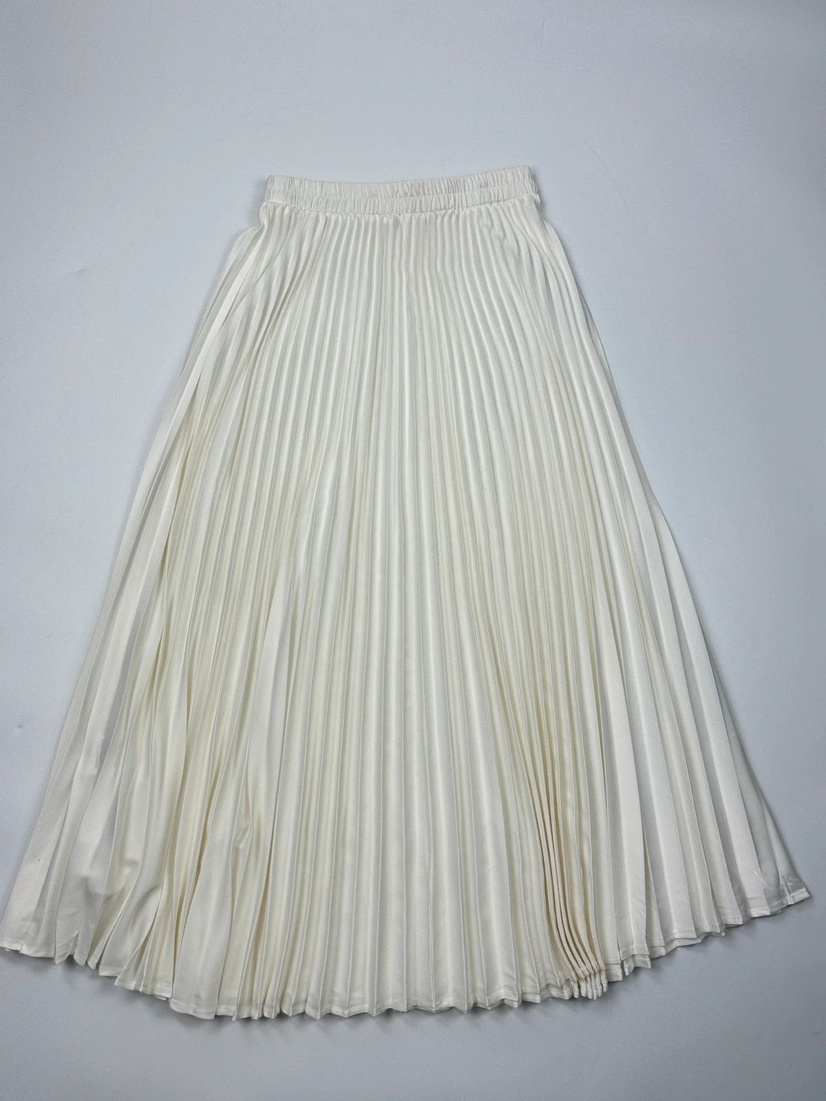 plein sud Plein Sud 00’s White Long Pleats Skirt Size 26" / US 2 / IT 38 - 8 Thumbnail