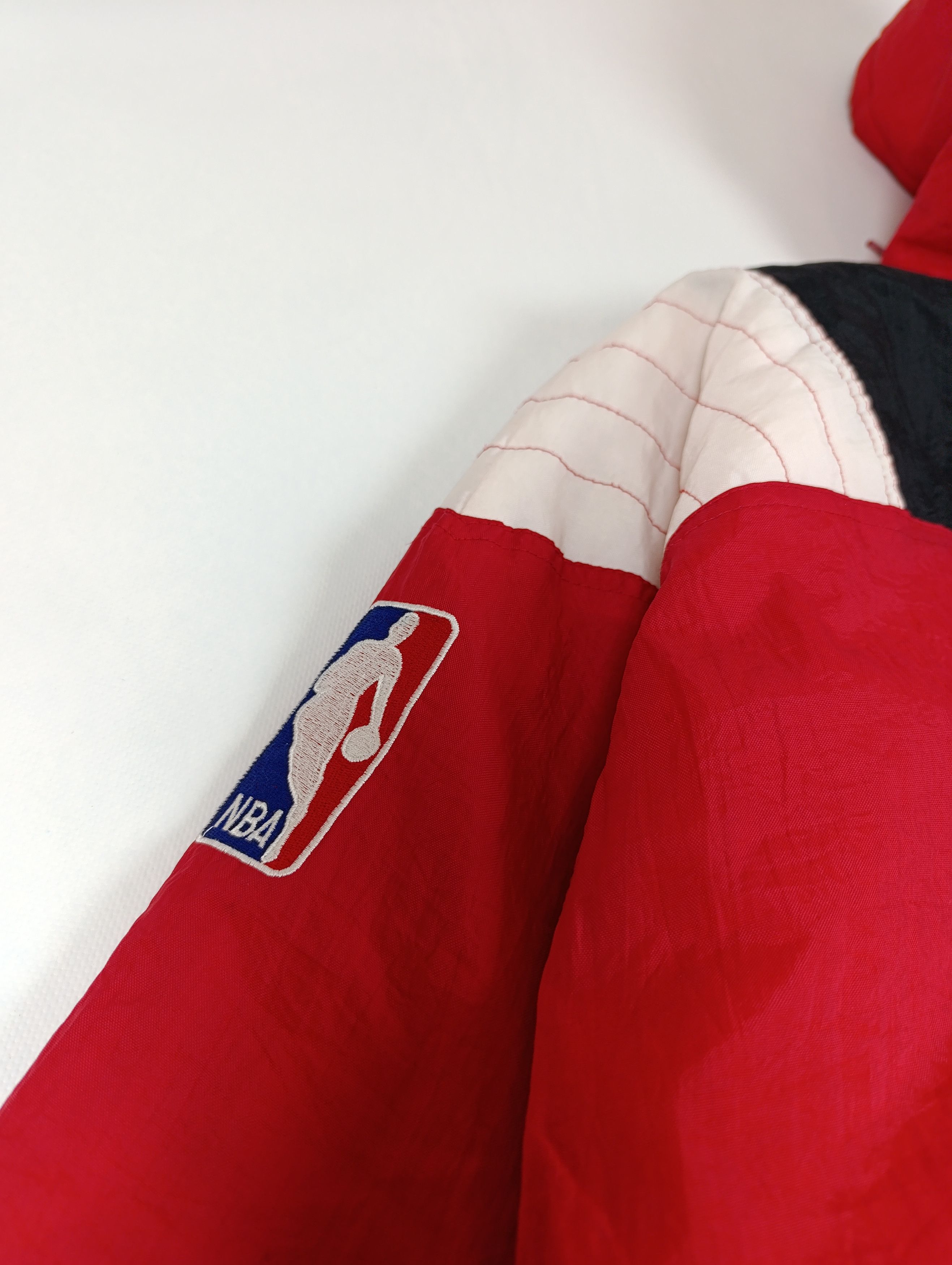 Starter VINTAGE 90S STARTER CHICAGO BULLS JACKET KANGAROO POCKET Size US XL / EU 56 / 4 - 7 Thumbnail