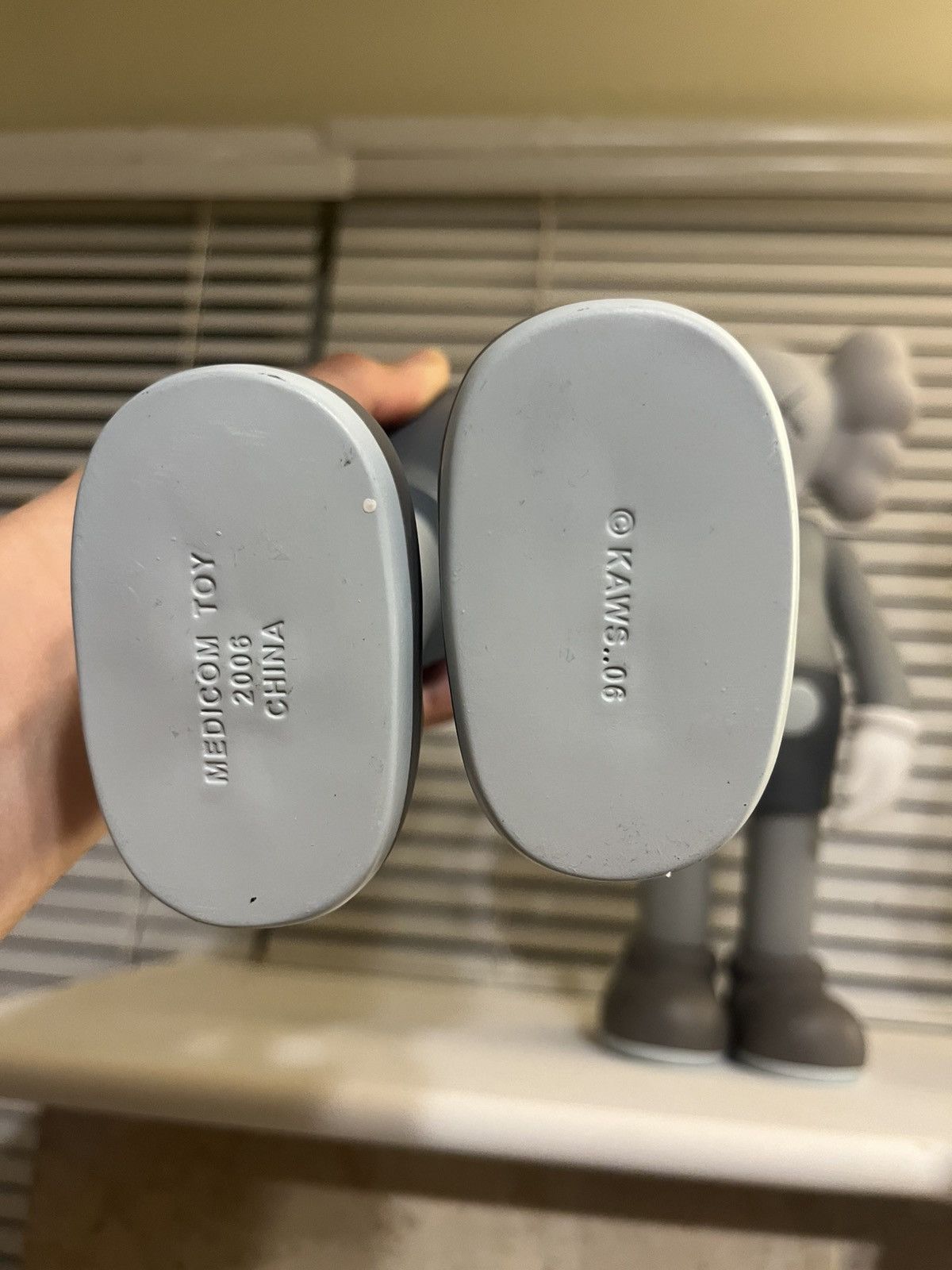 Kaws × Medicom Toy × Original Fake KAWS OriginalFake Companion 2006 Set Grey + Dissected Size ONE SIZE - 6 Thumbnail