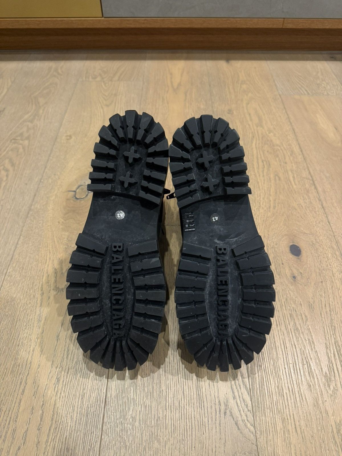 Balenciaga Balenciaga Distressed Strike Boots SOLD Size US 9 / EU 42 - 5 Thumbnail