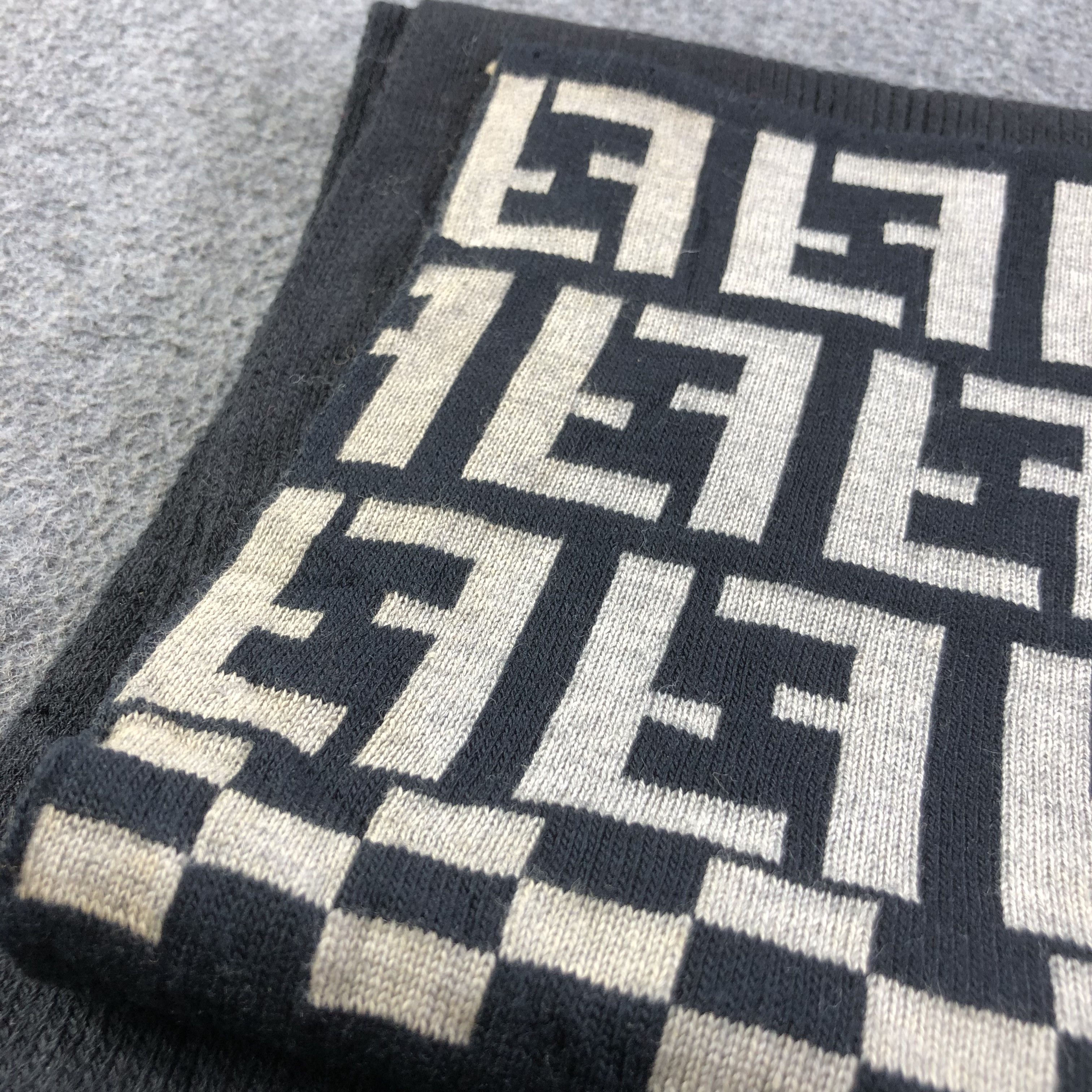 Japanese Brand Fendi Monogram Wool Scarf Muffler V1721 Size ONE SIZE - 7 Thumbnail